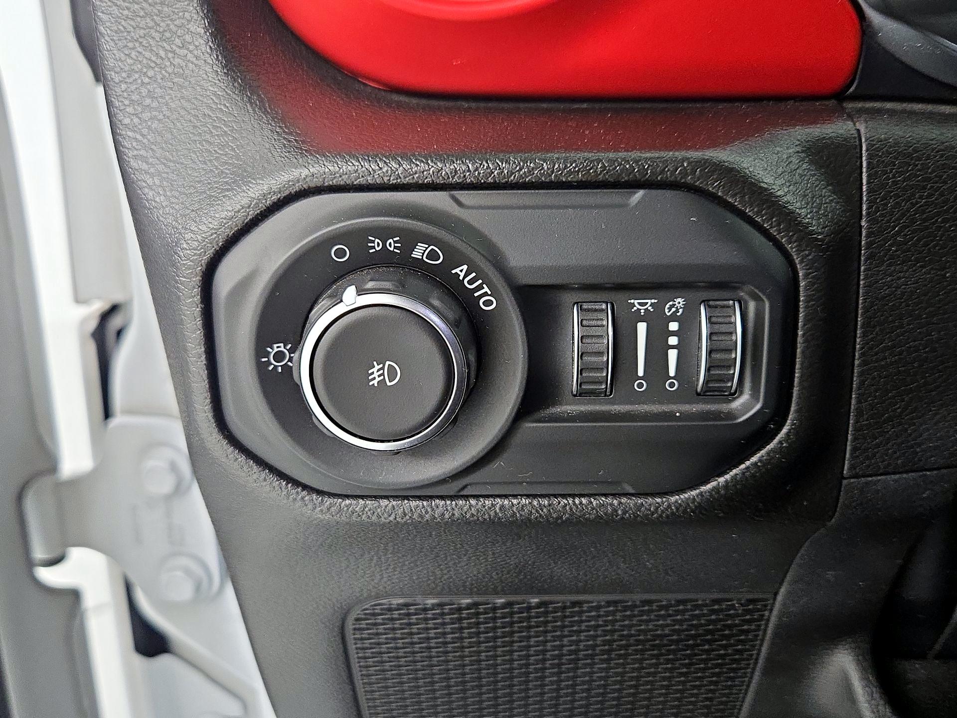 Thumbnail: 2022 Jeep Wrangler - 13