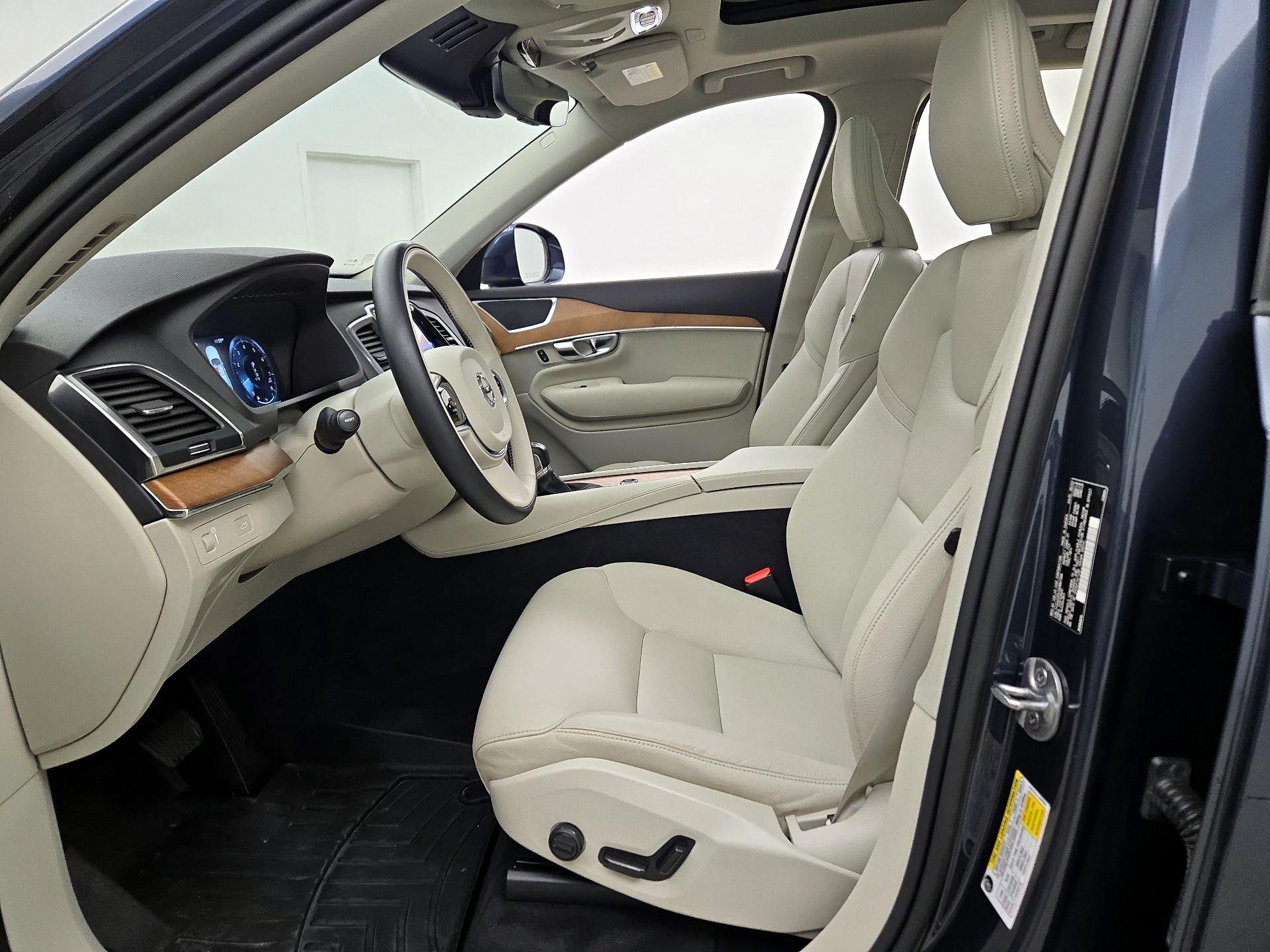 Thumbnail: 2022 Volvo XC90 - 11