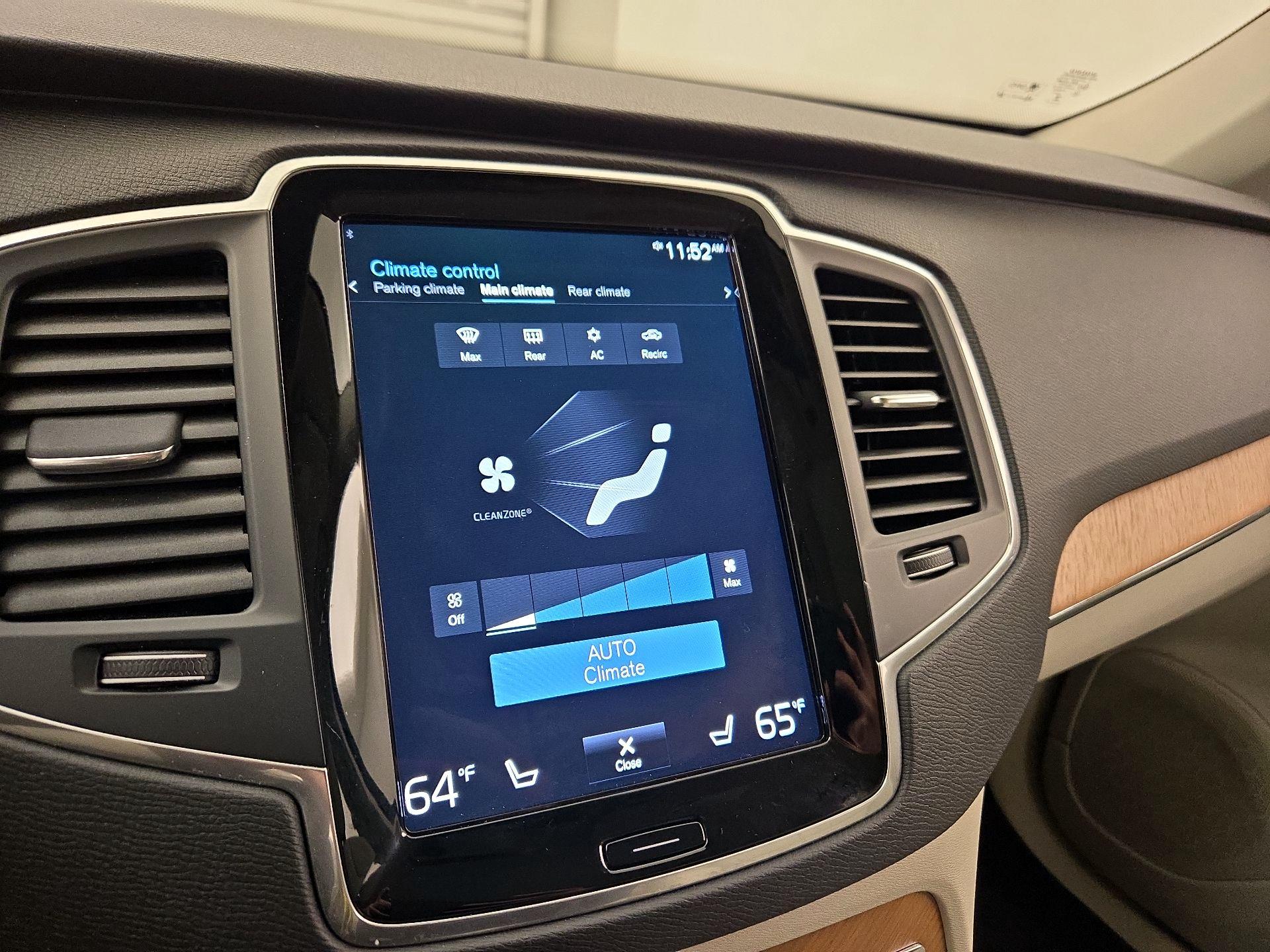Thumbnail: 2022 Volvo XC90 - 15