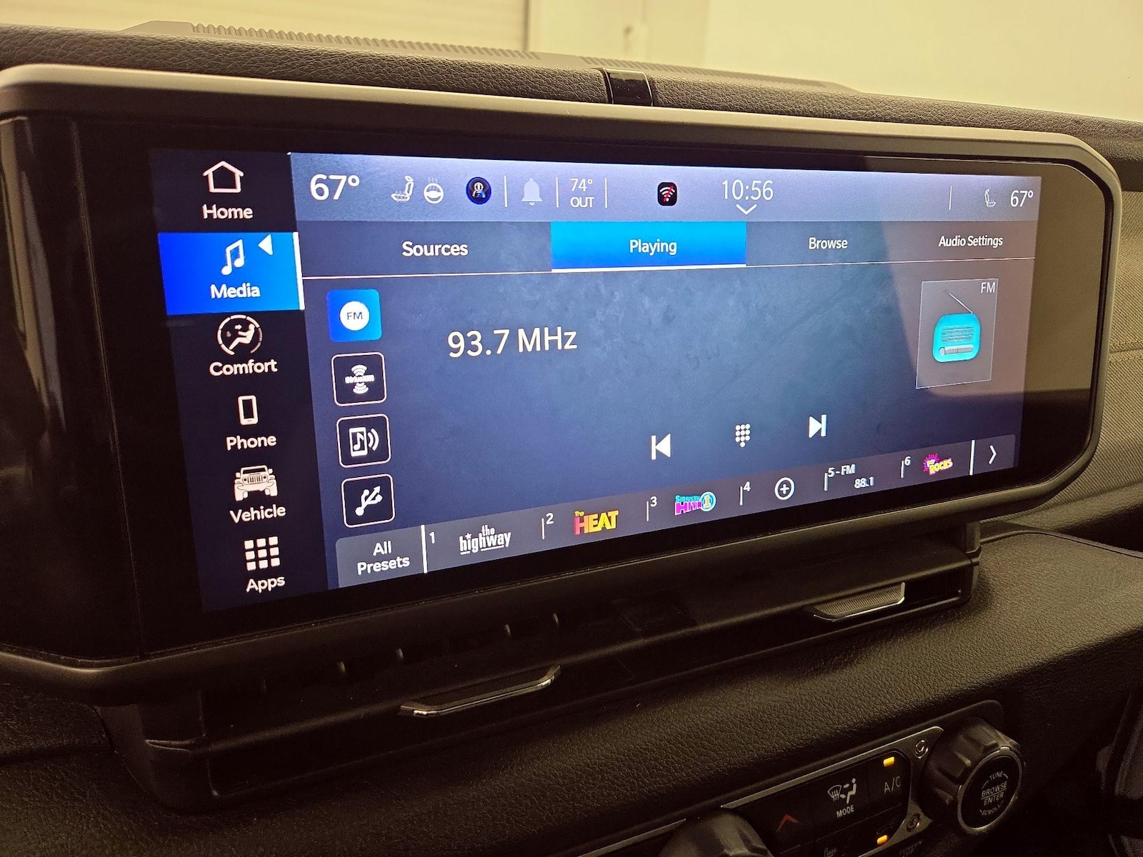 2024 Jeep Wrangler 4xe Sports S 4XE - Photo 16