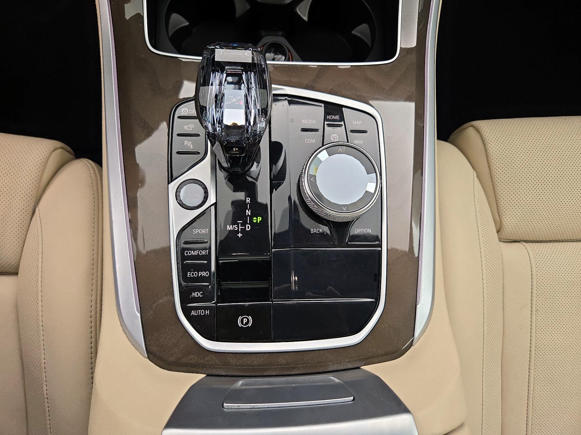 Thumbnail: 2022 BMW X5 - 18