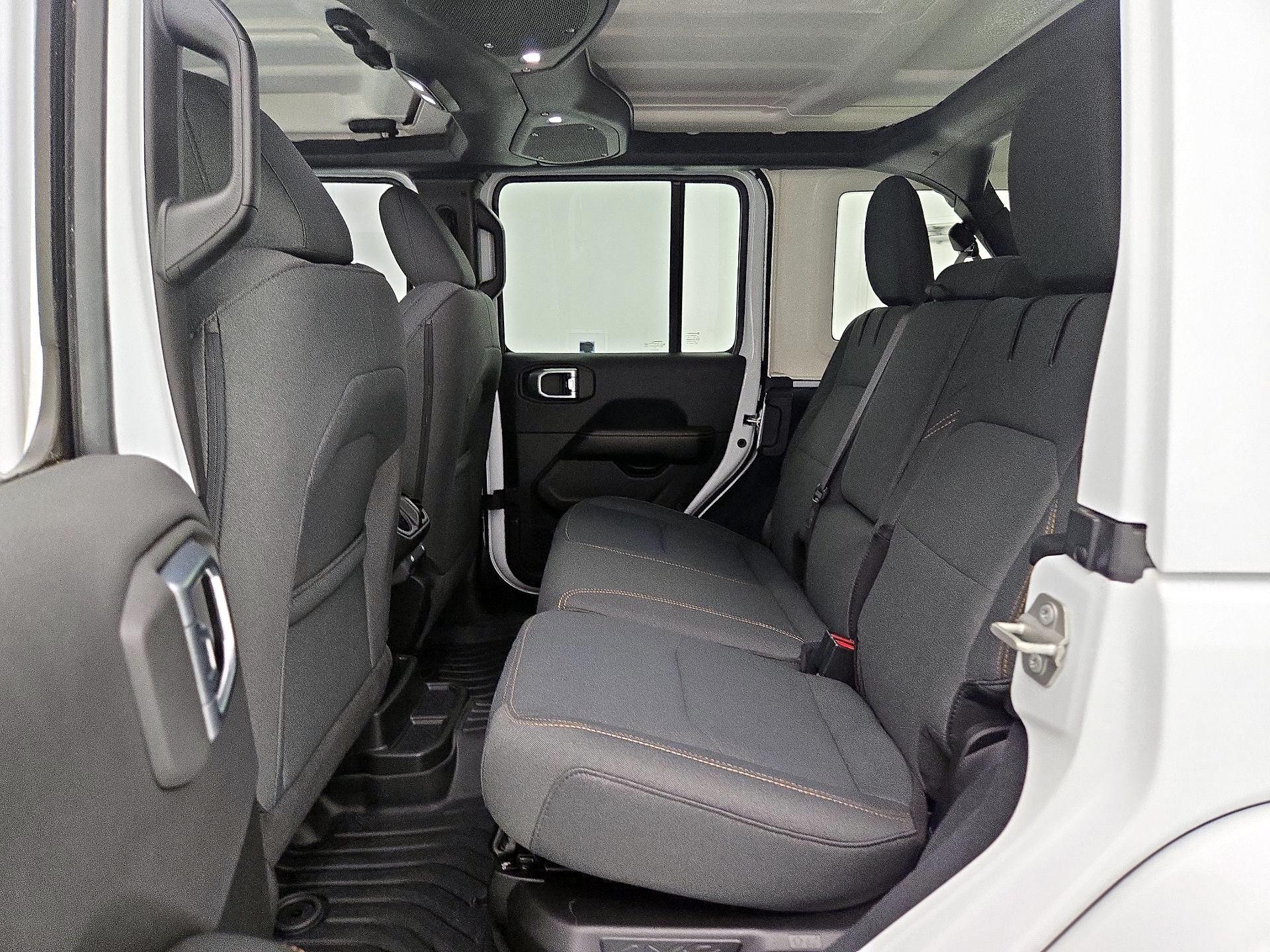 Thumbnail: 2024 Jeep Wrangler - 19