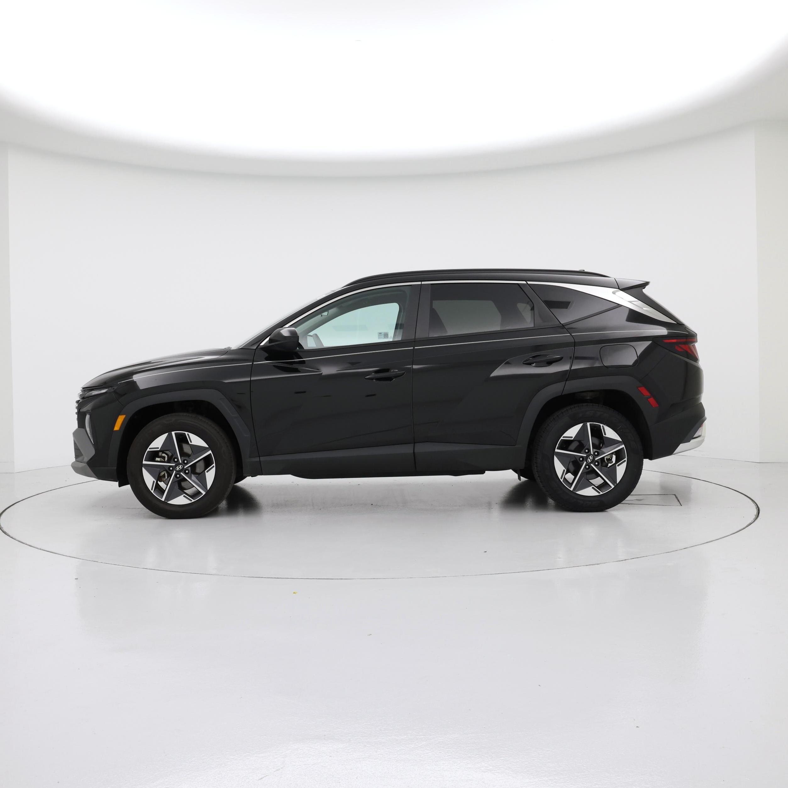Thumbnail: 2025 Hyundai Tucson - 3