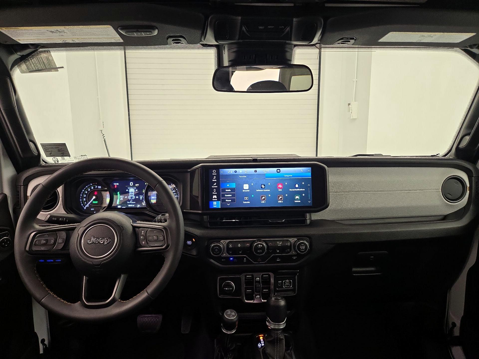 Thumbnail: 2024 Jeep Wrangler - 9