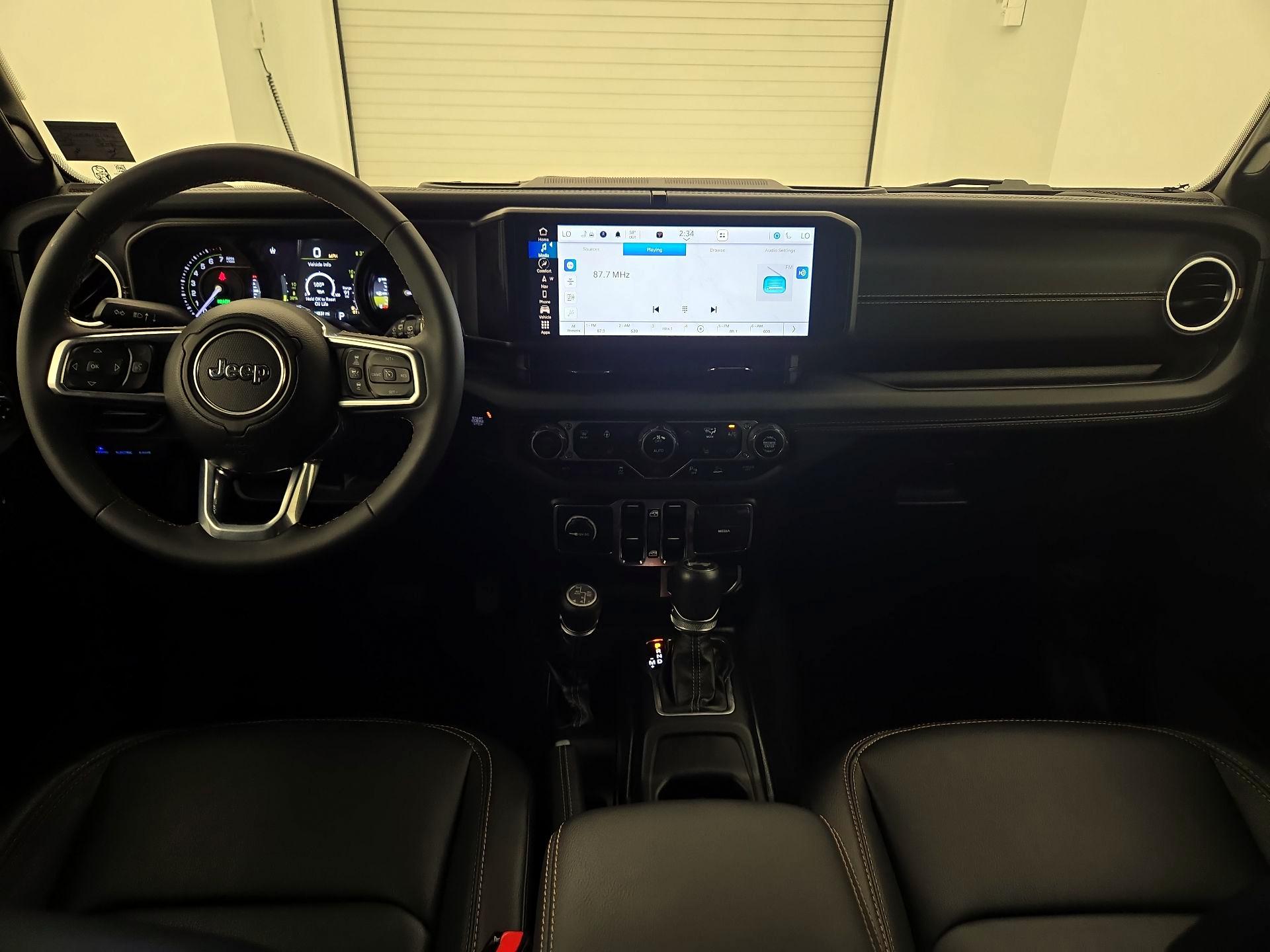 Thumbnail: 2024 Jeep Wrangler - 9