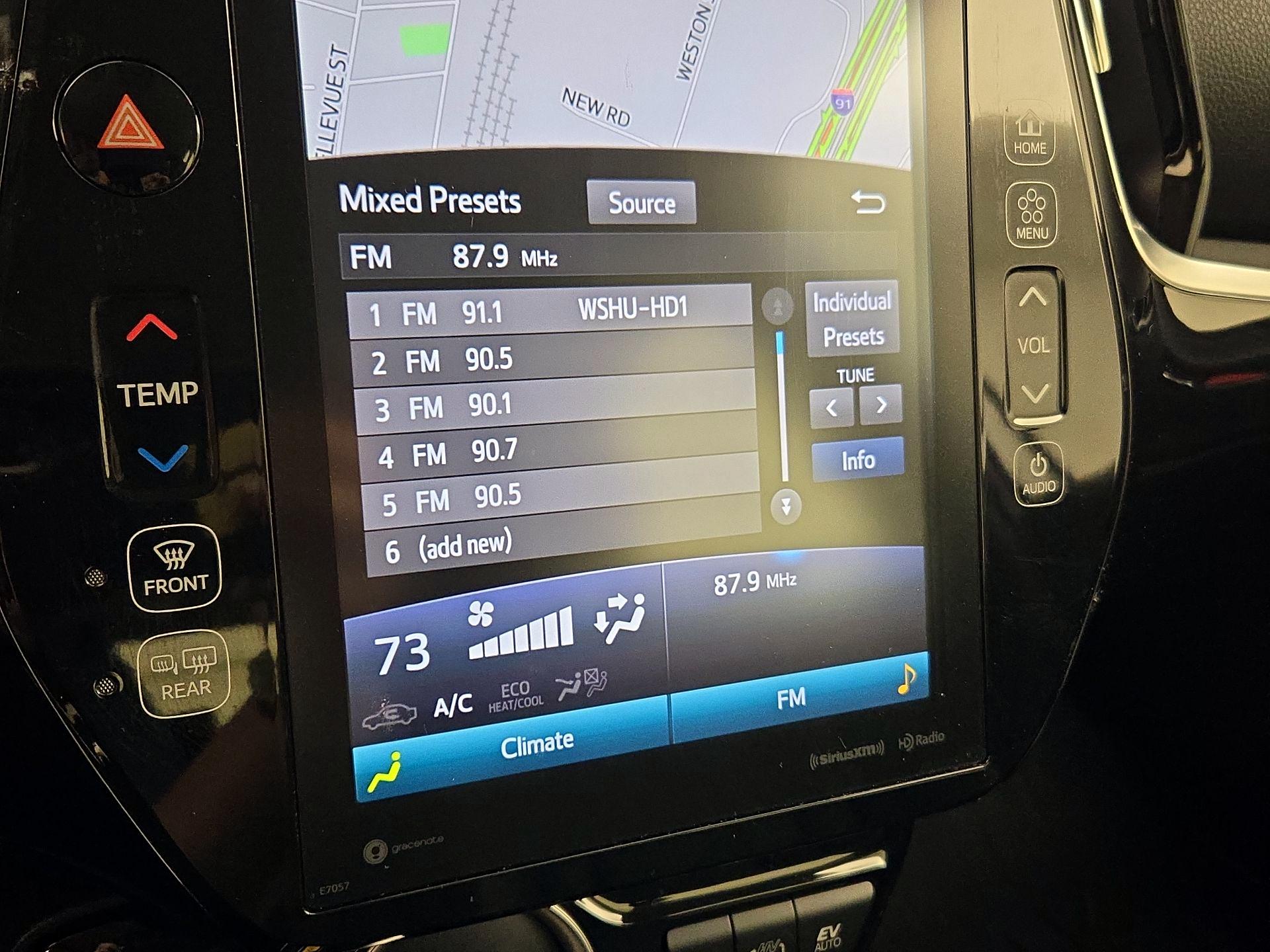 Thumbnail: 2020 Toyota Prius Prime - 16