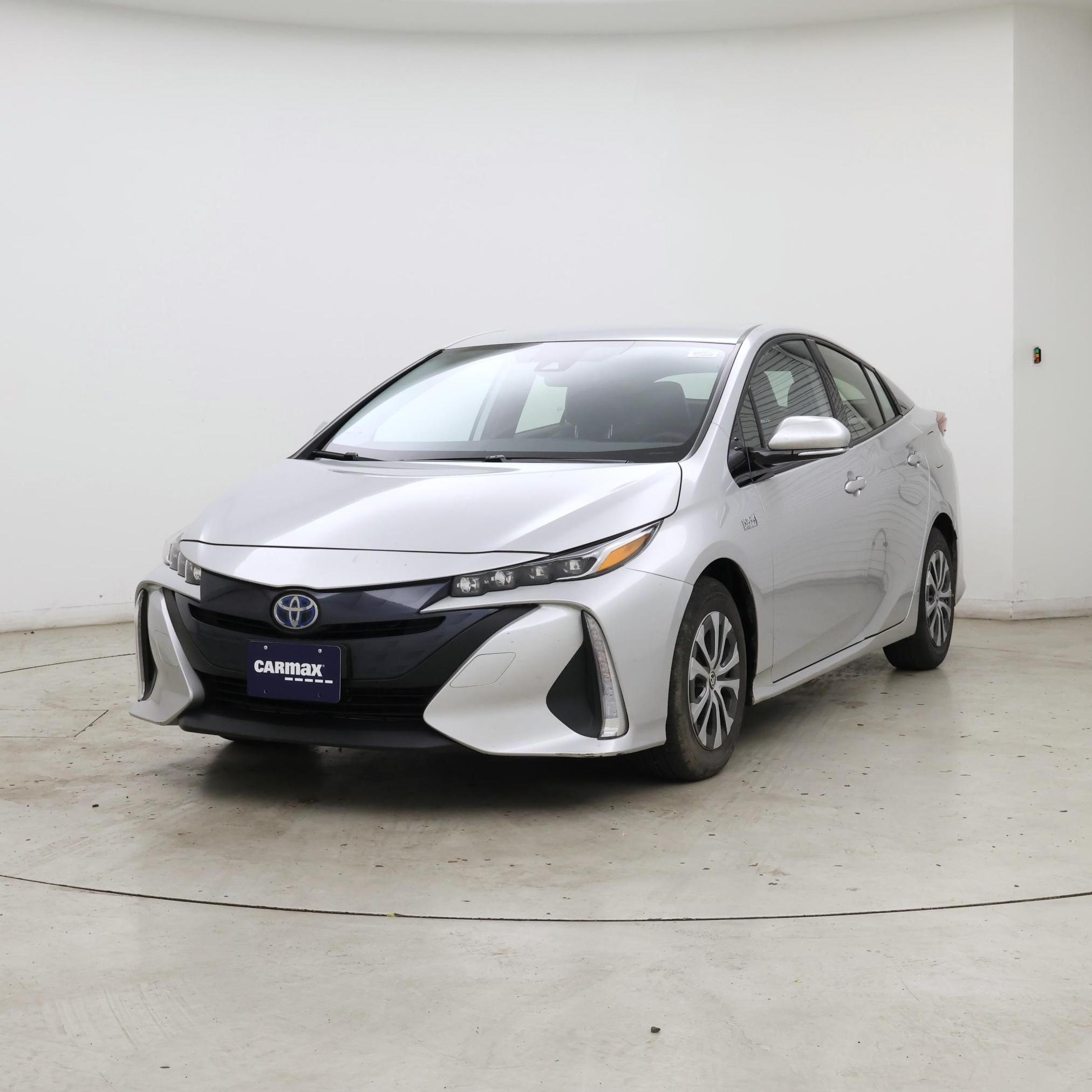 Thumbnail: 2020 Toyota Prius Prime - 4