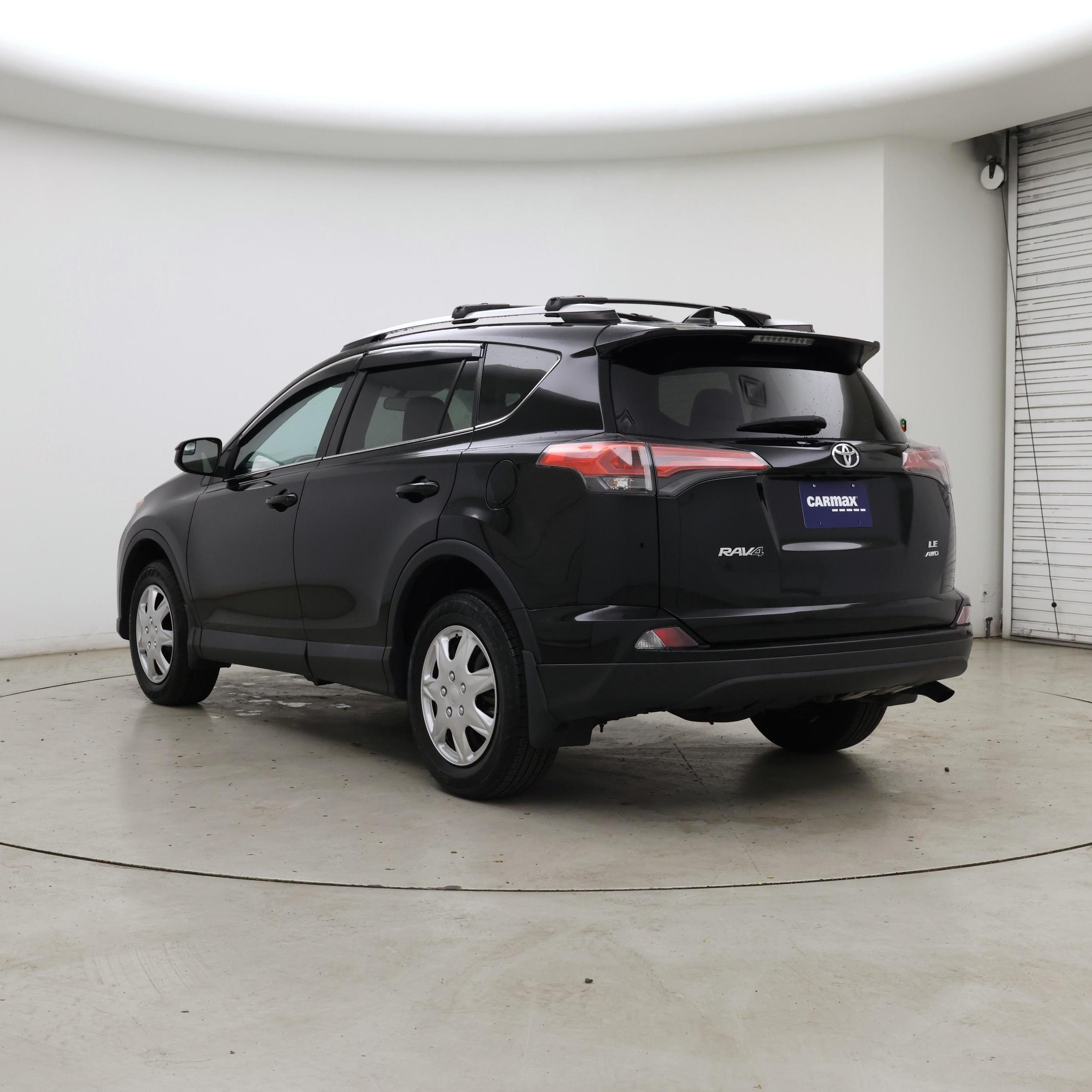 Thumbnail: 2016 Toyota RAV4 - 2