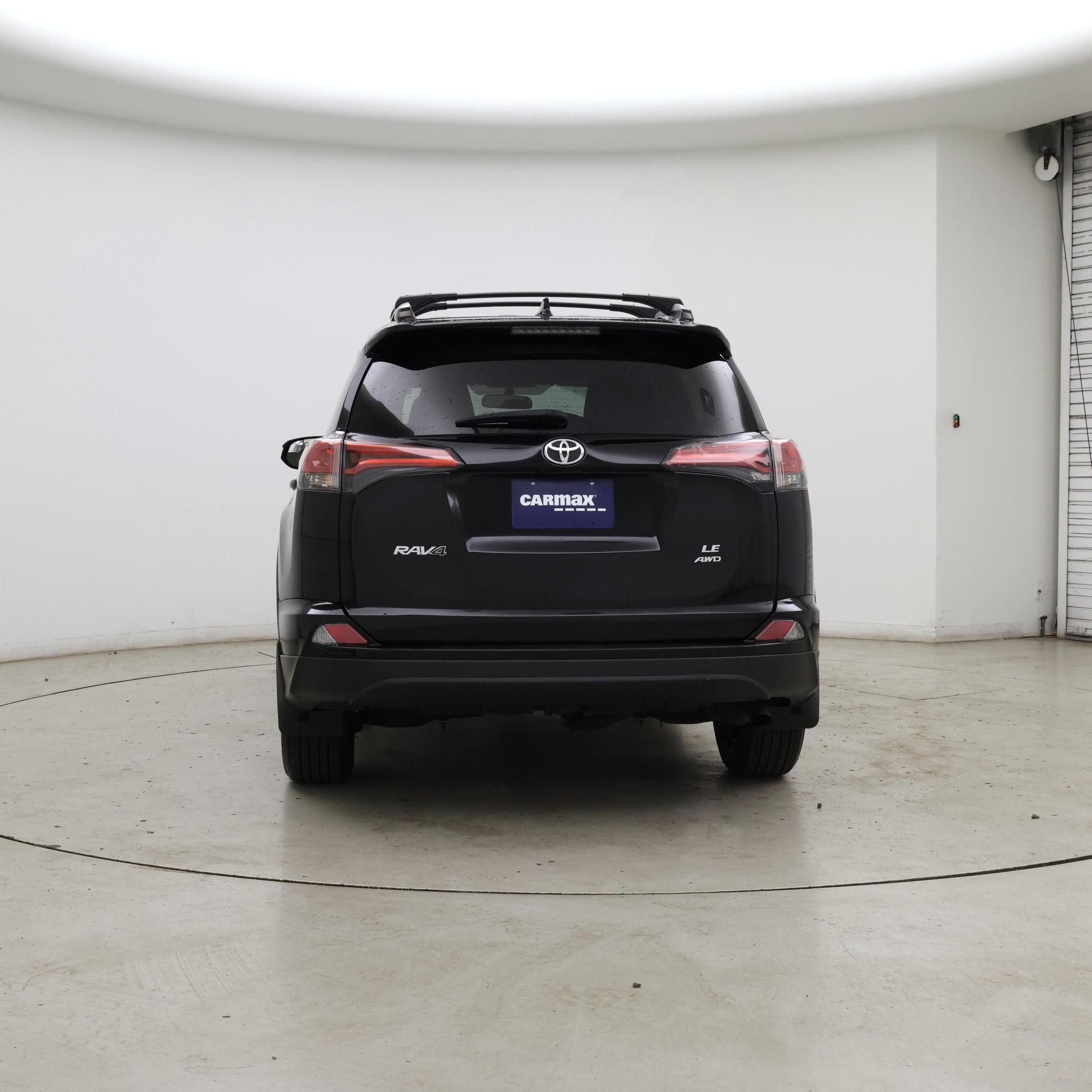 Thumbnail: 2016 Toyota RAV4 - 6