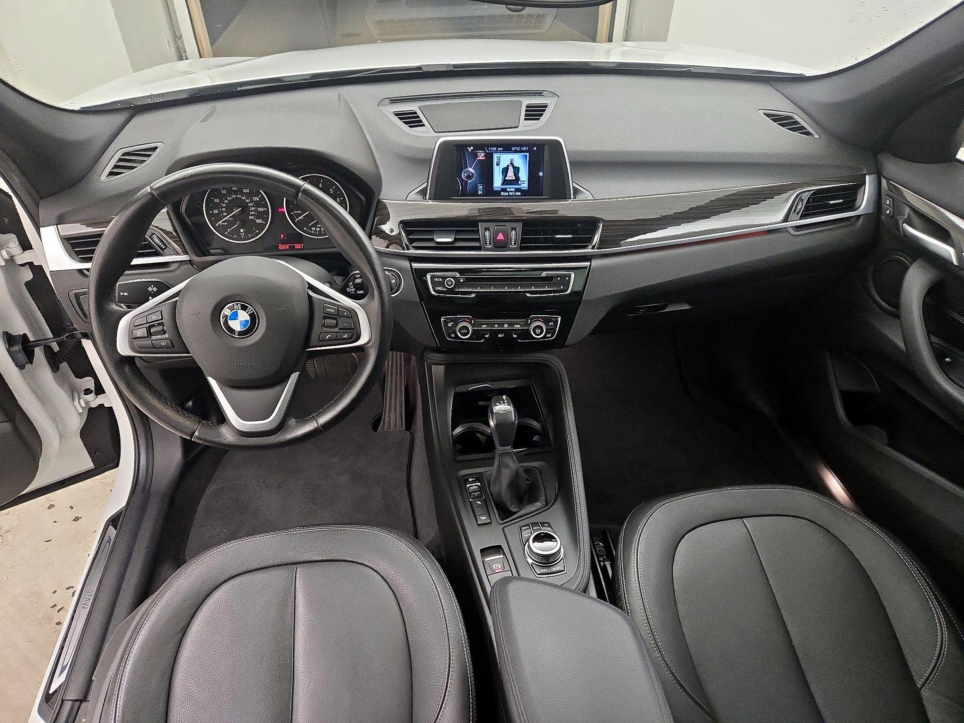 Thumbnail: 2017 BMW X1 - 9