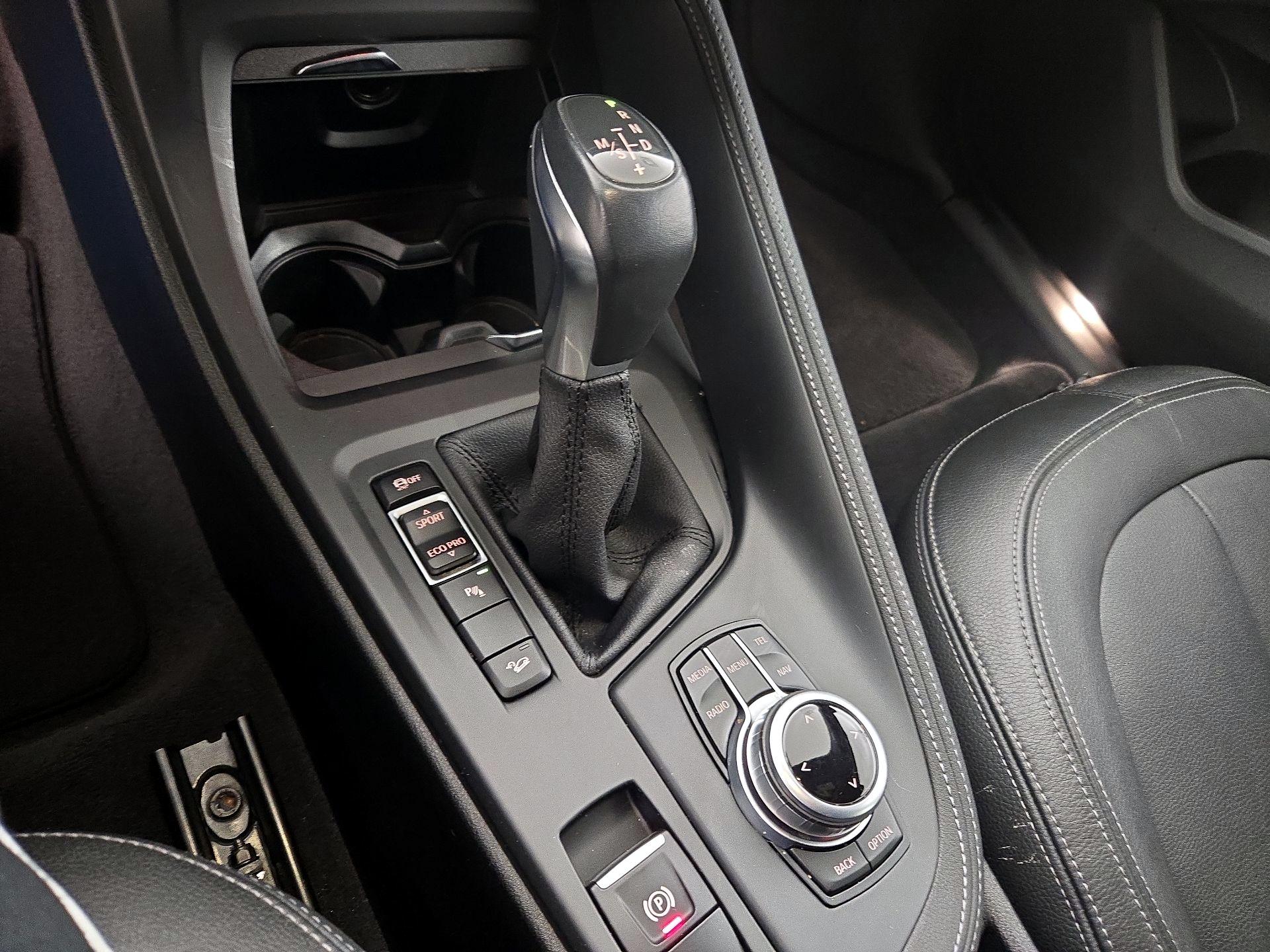 Thumbnail: 2017 BMW X1 - 17