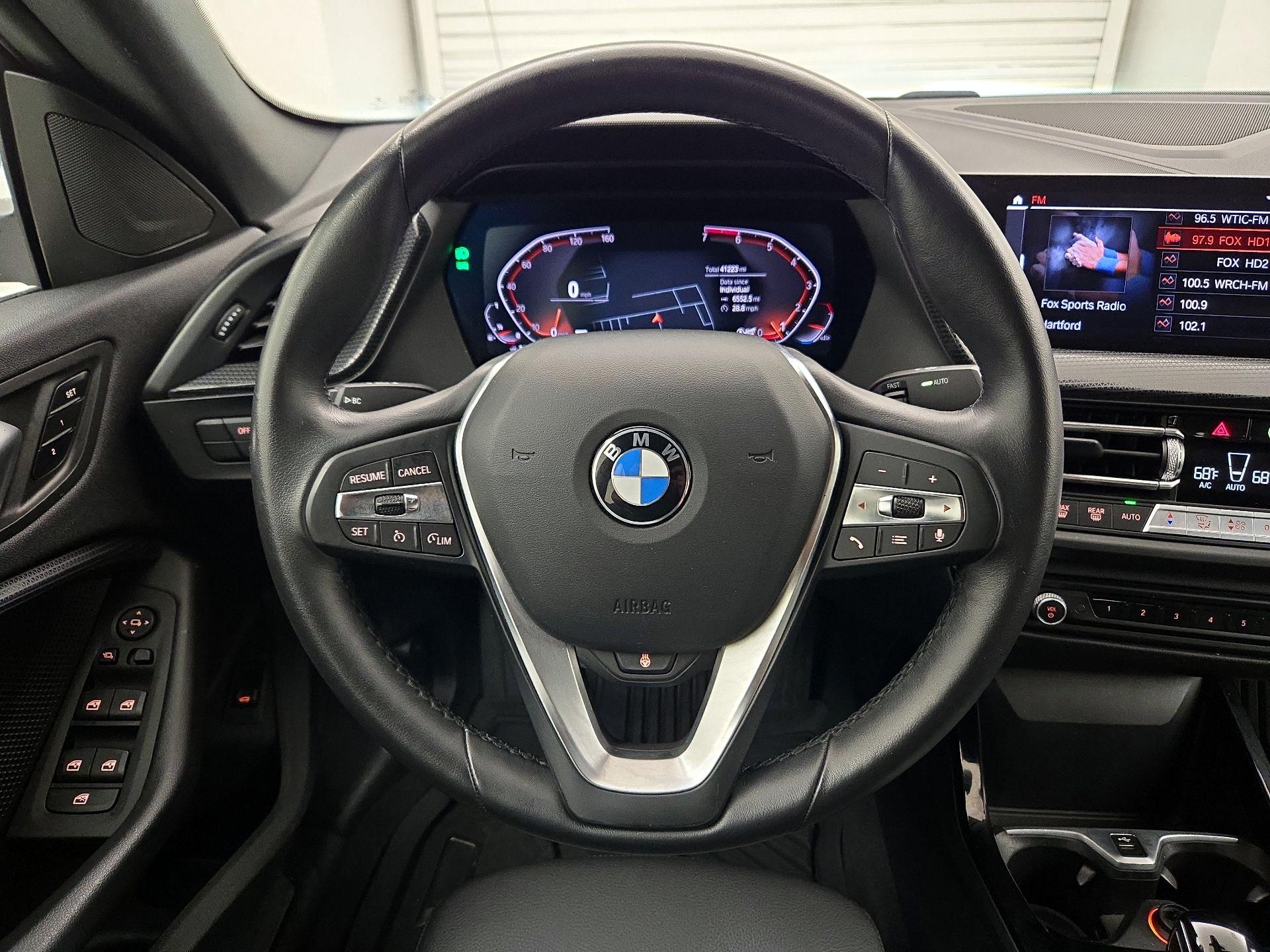 Thumbnail: 2022 BMW 2 Series - 10