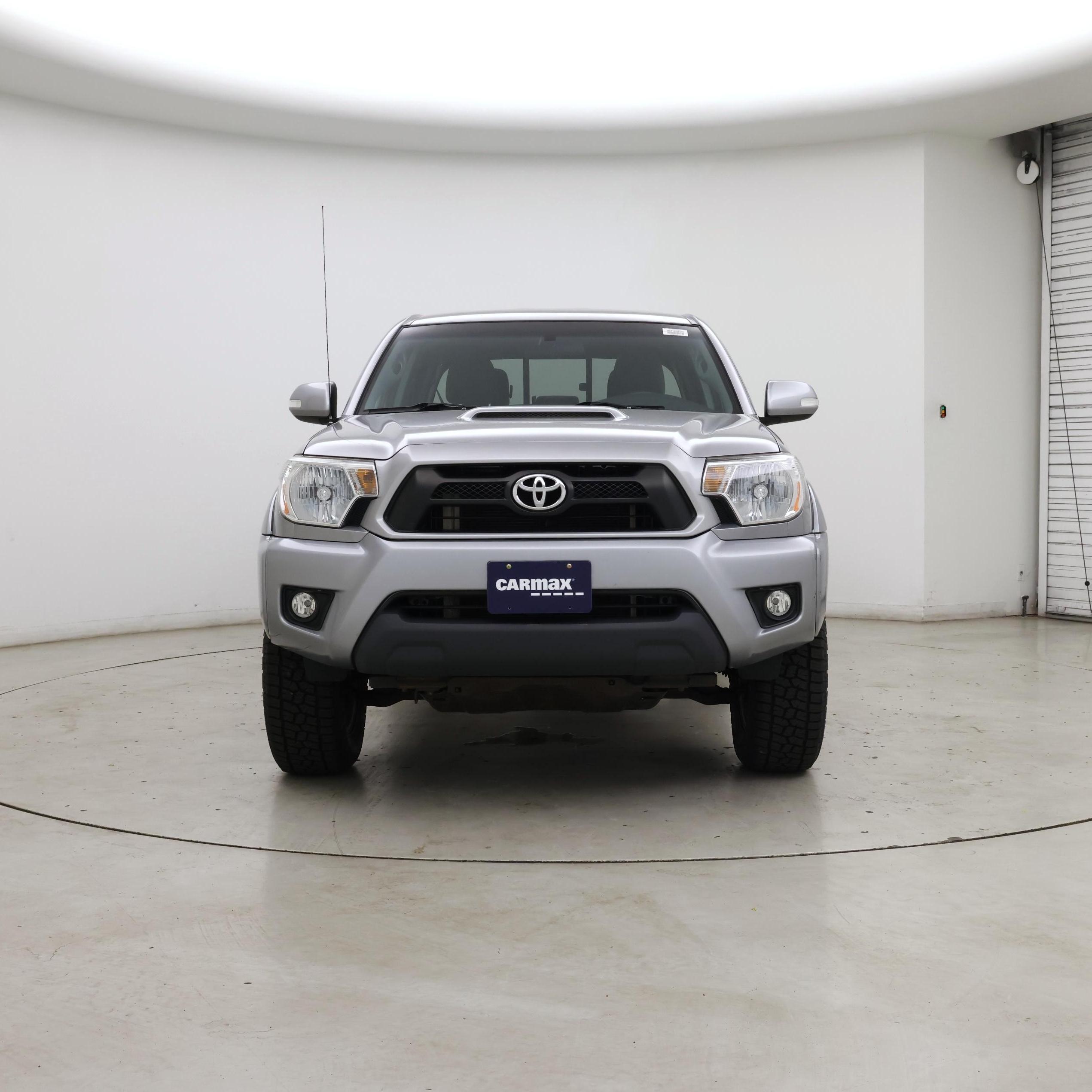 Thumbnail: 2015 Toyota Tacoma - 5