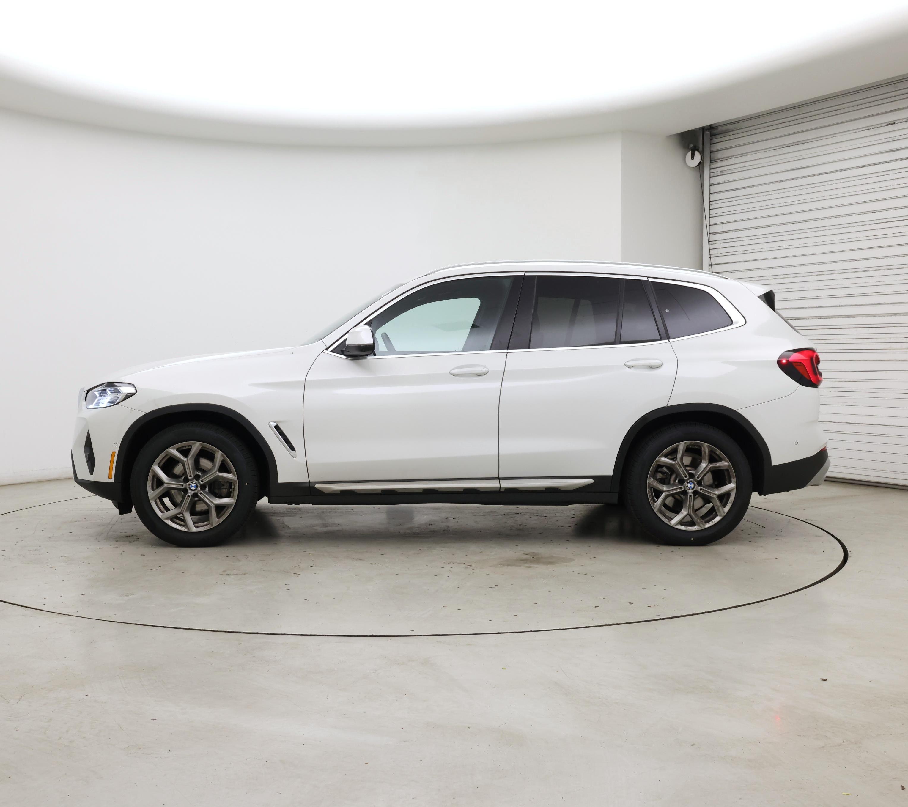 Thumbnail: 2024 BMW X3 - 3