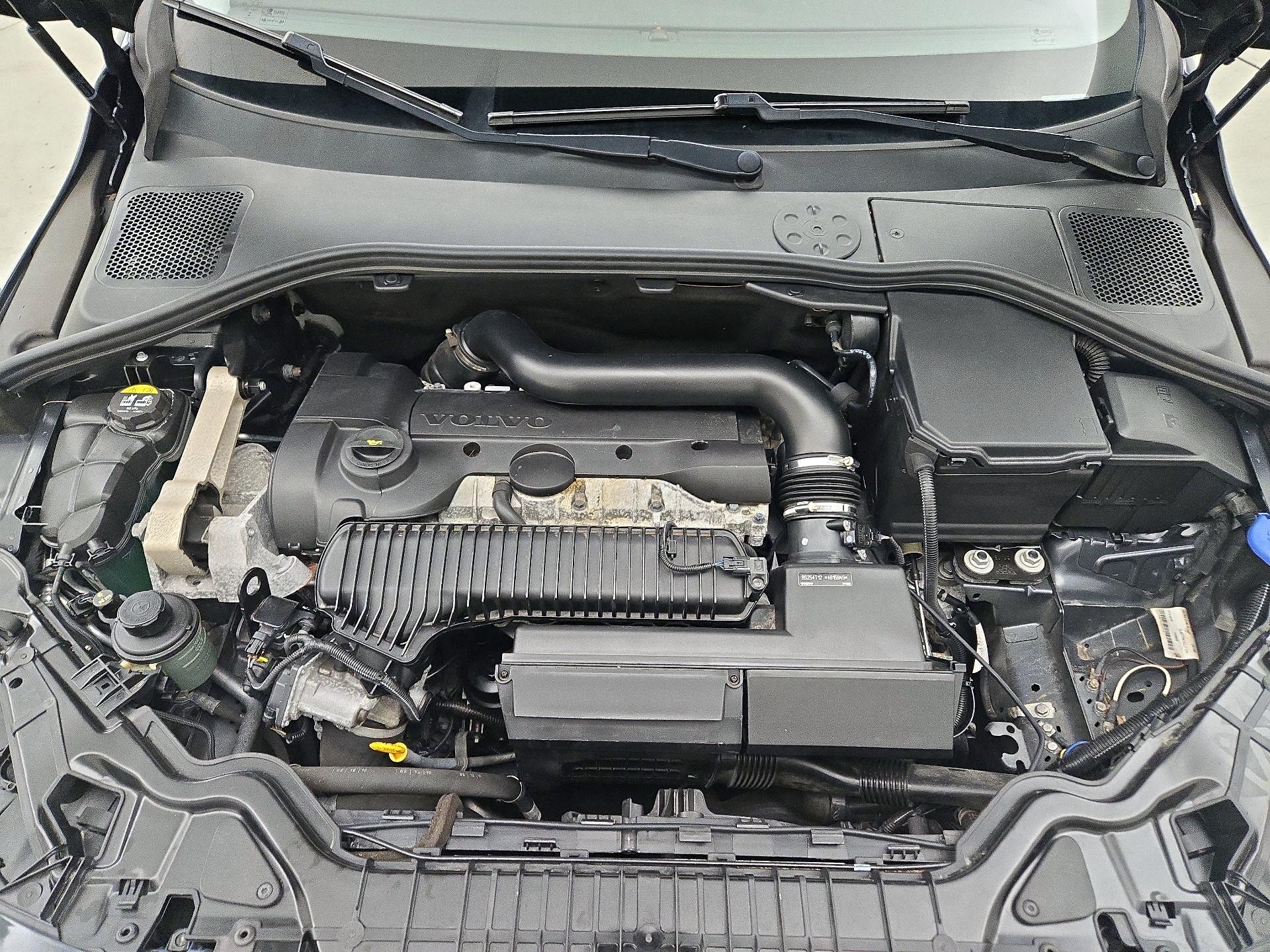 Thumbnail: 2016 Volvo S60 - 17
