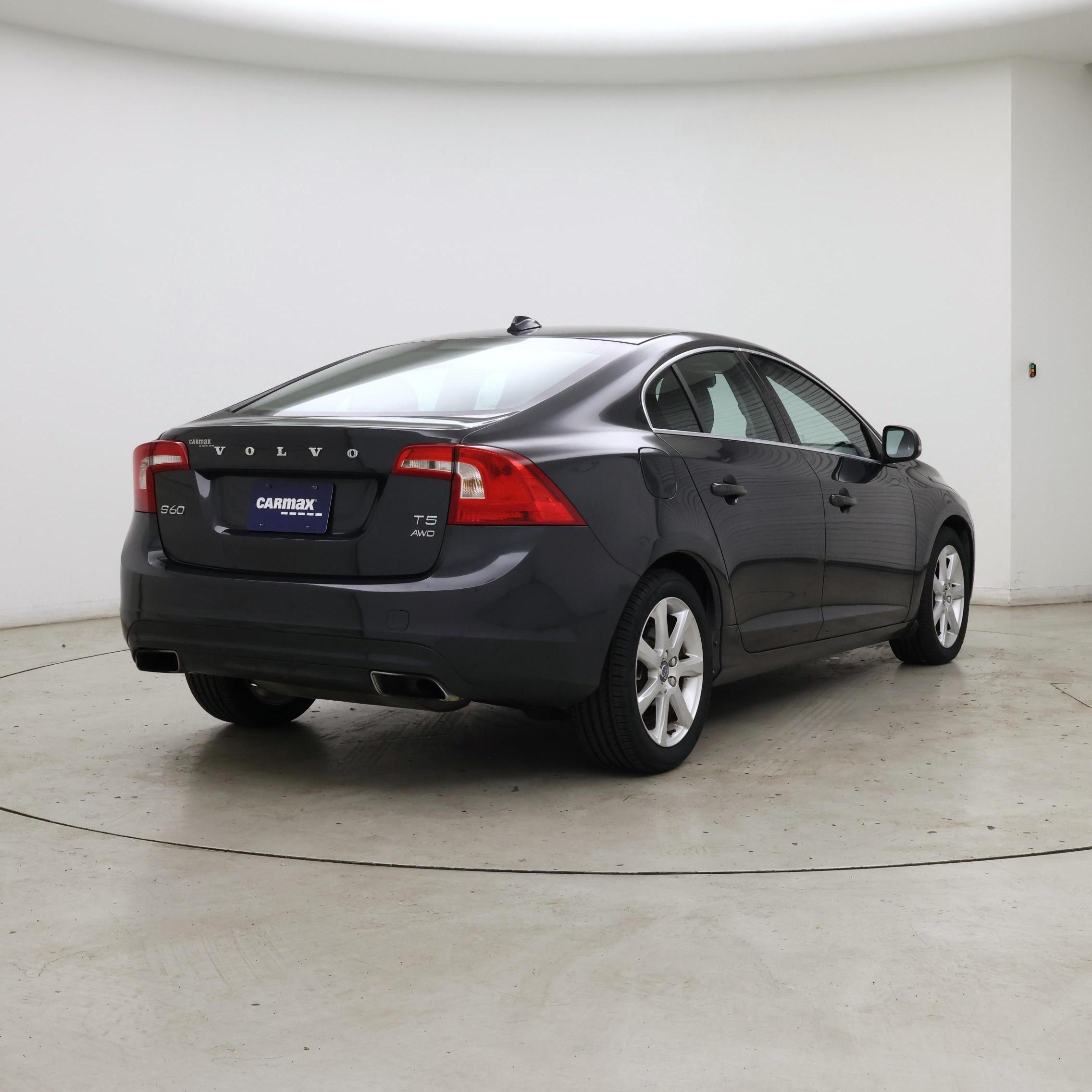 Thumbnail: 2016 Volvo S60 - 8