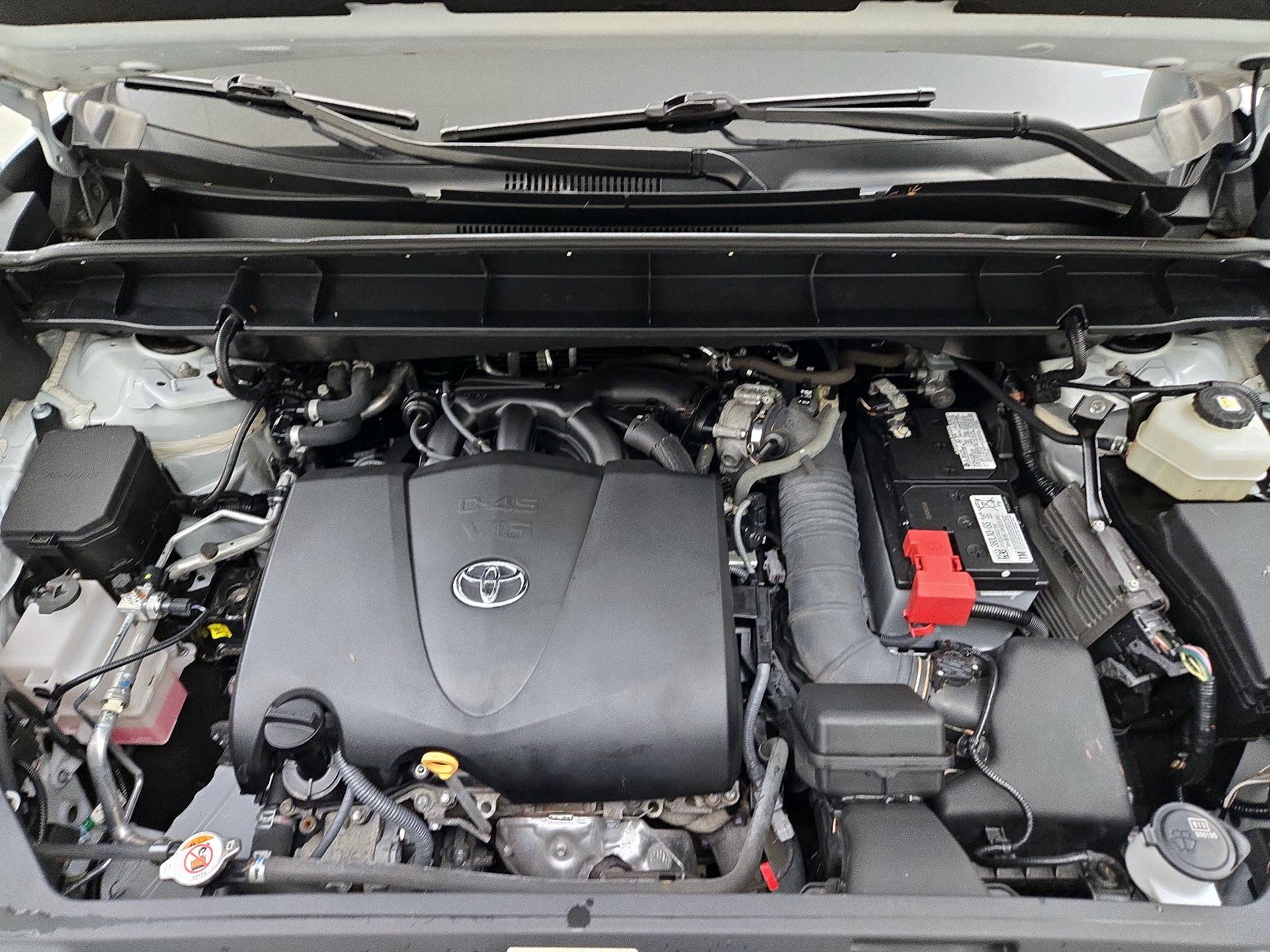 Thumbnail: 2021 Toyota Highlander - 17