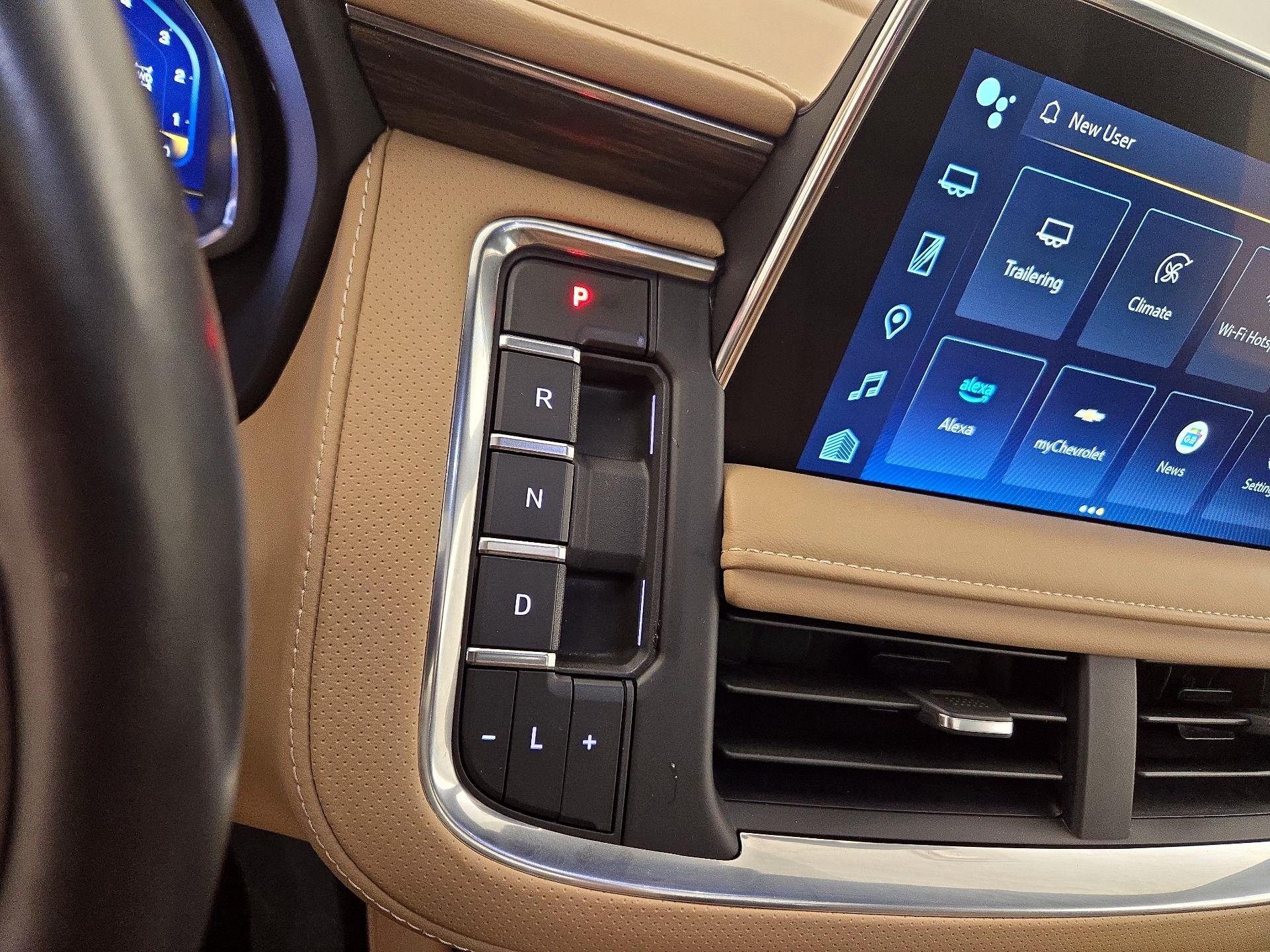 Thumbnail: 2023 Chevrolet Suburban - 18