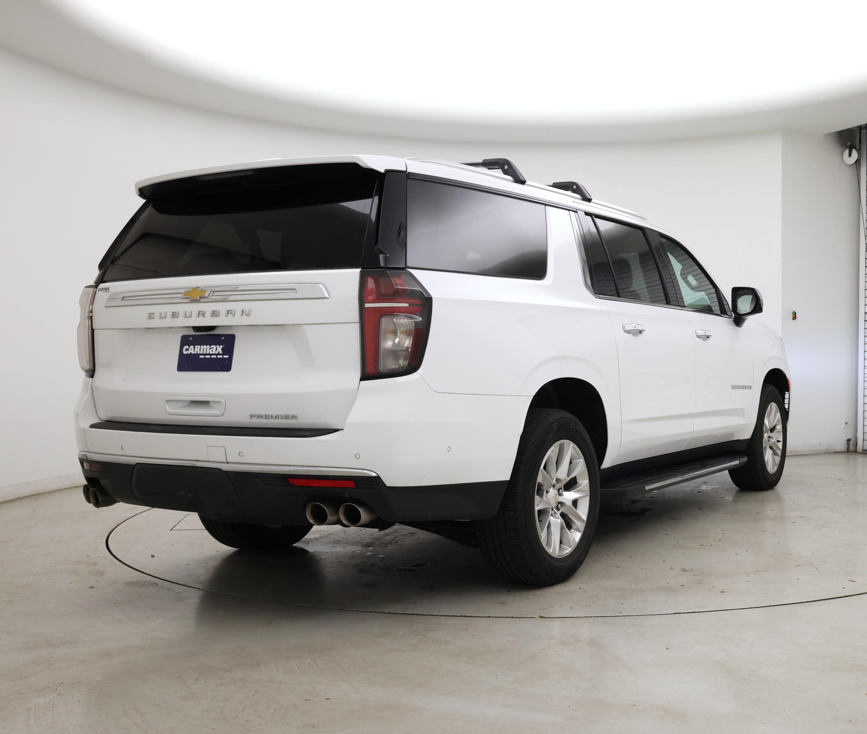 Thumbnail: 2023 Chevrolet Suburban - 8