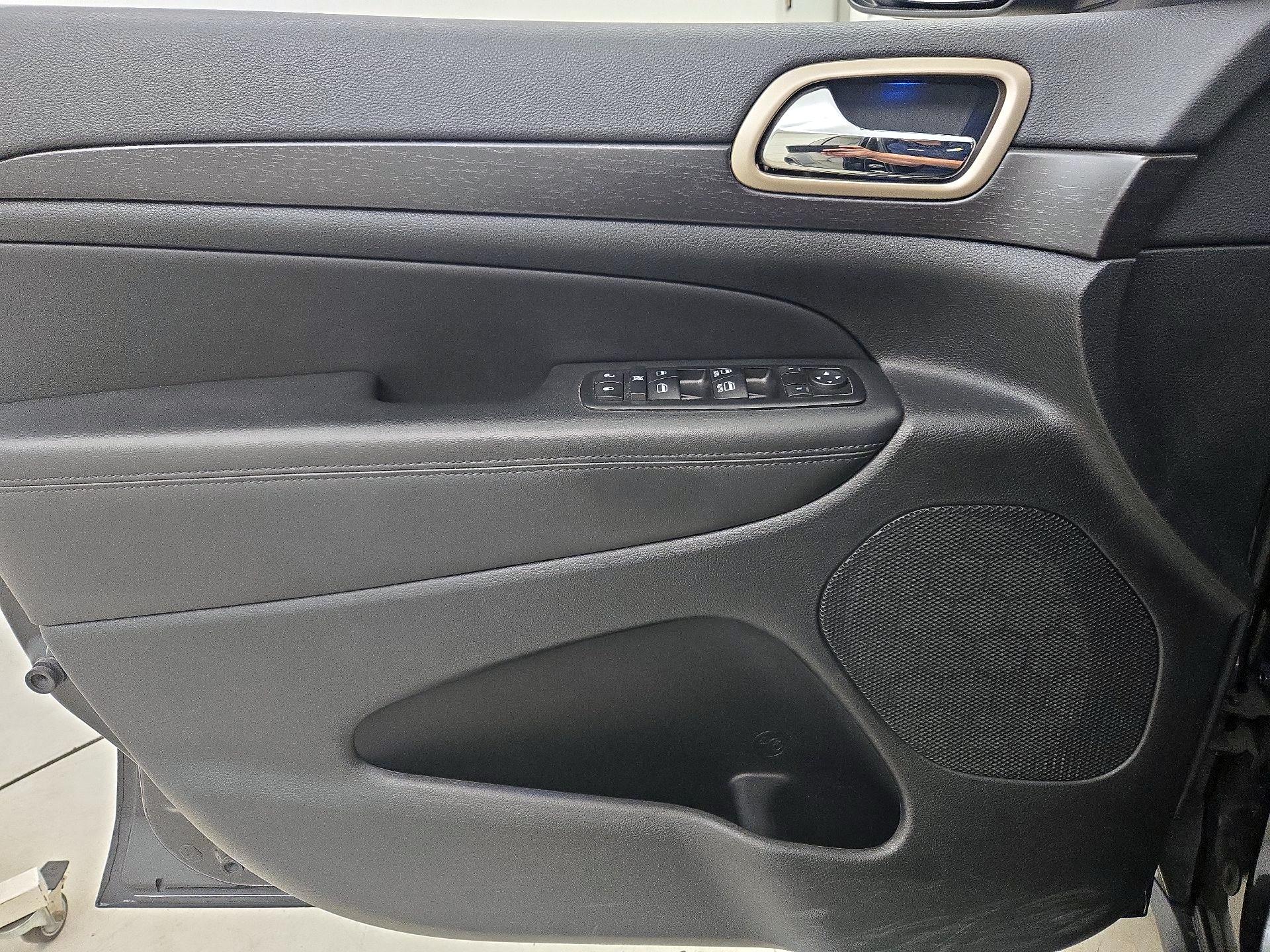 Thumbnail: 2014 Jeep Grand Cherokee - 12