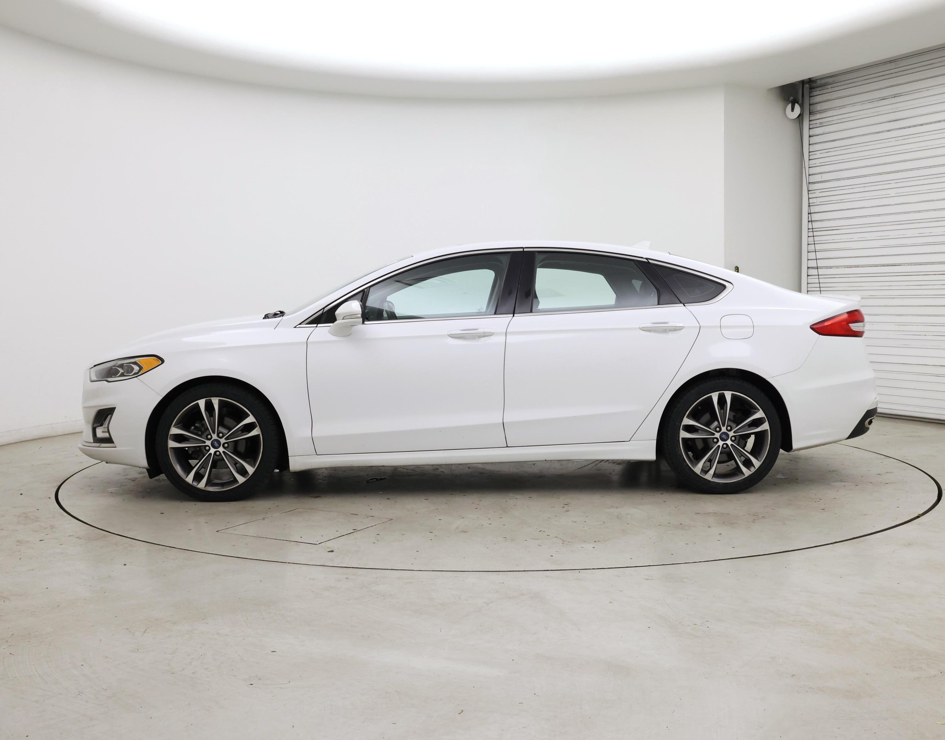 Thumbnail: 2020 Ford Fusion - 3