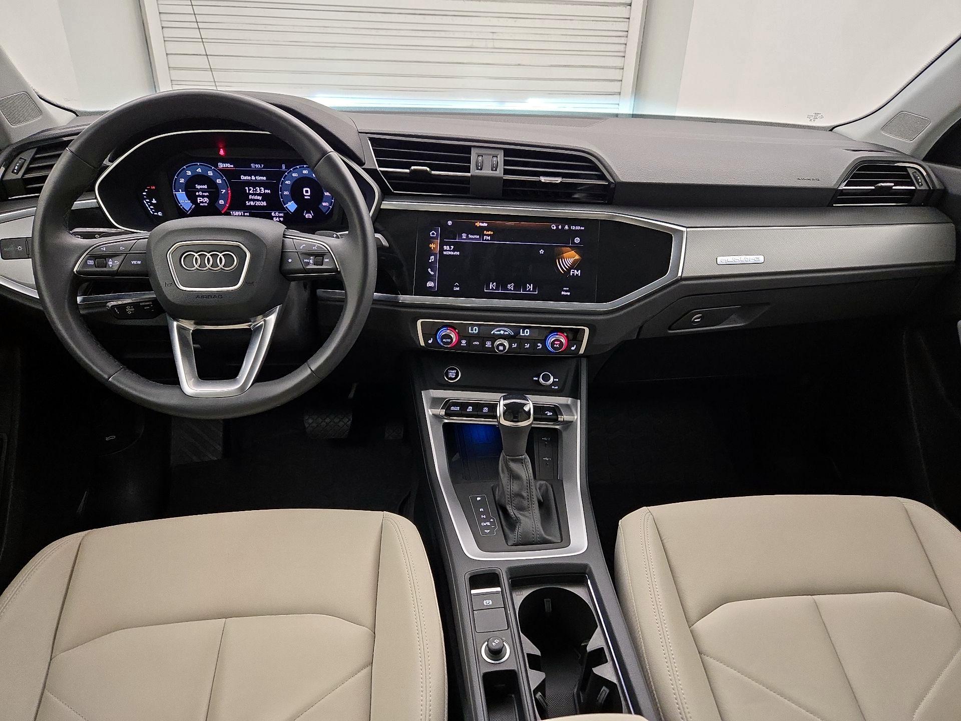 Thumbnail: 2024 Audi Q3 - 9