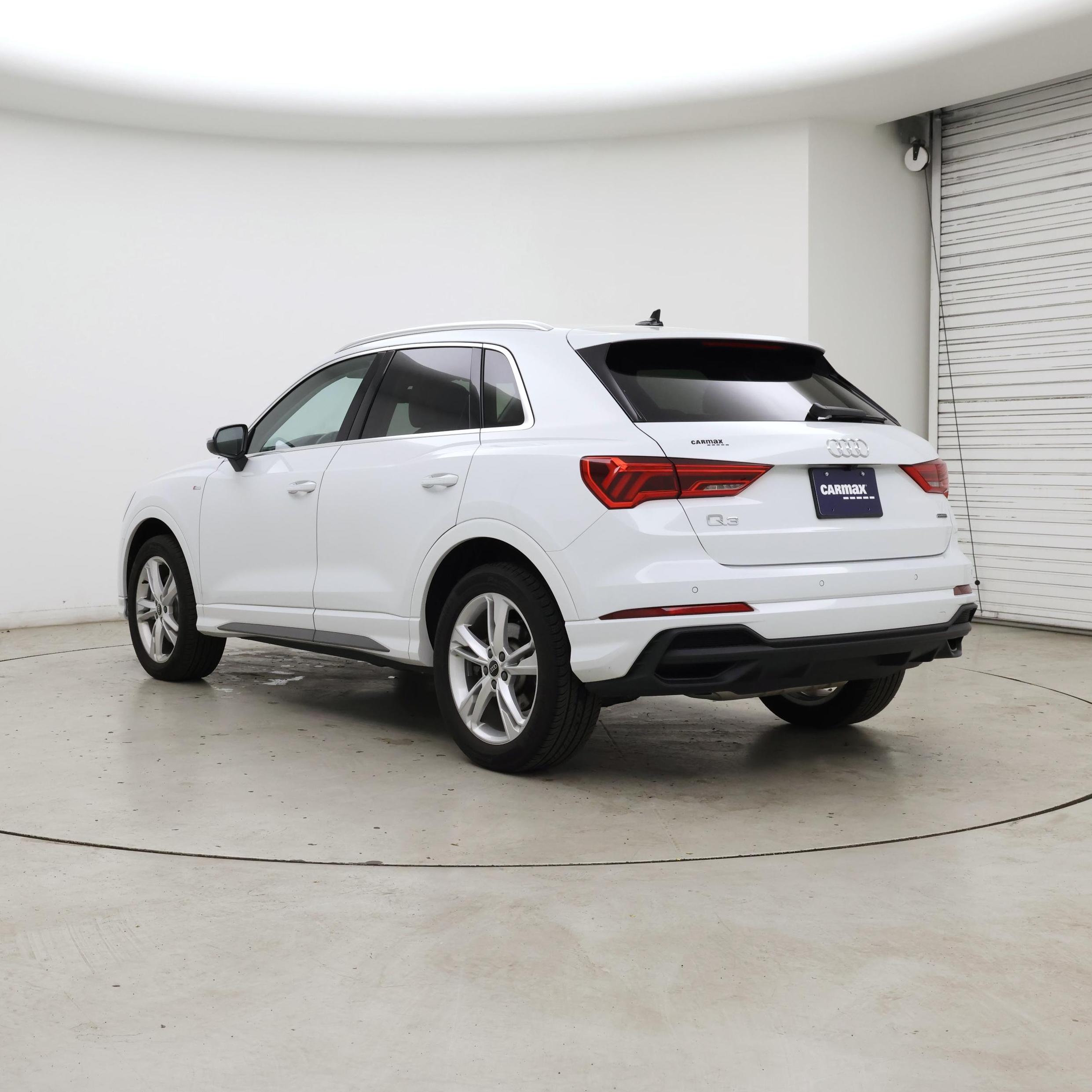 Thumbnail: 2024 Audi Q3 - 2