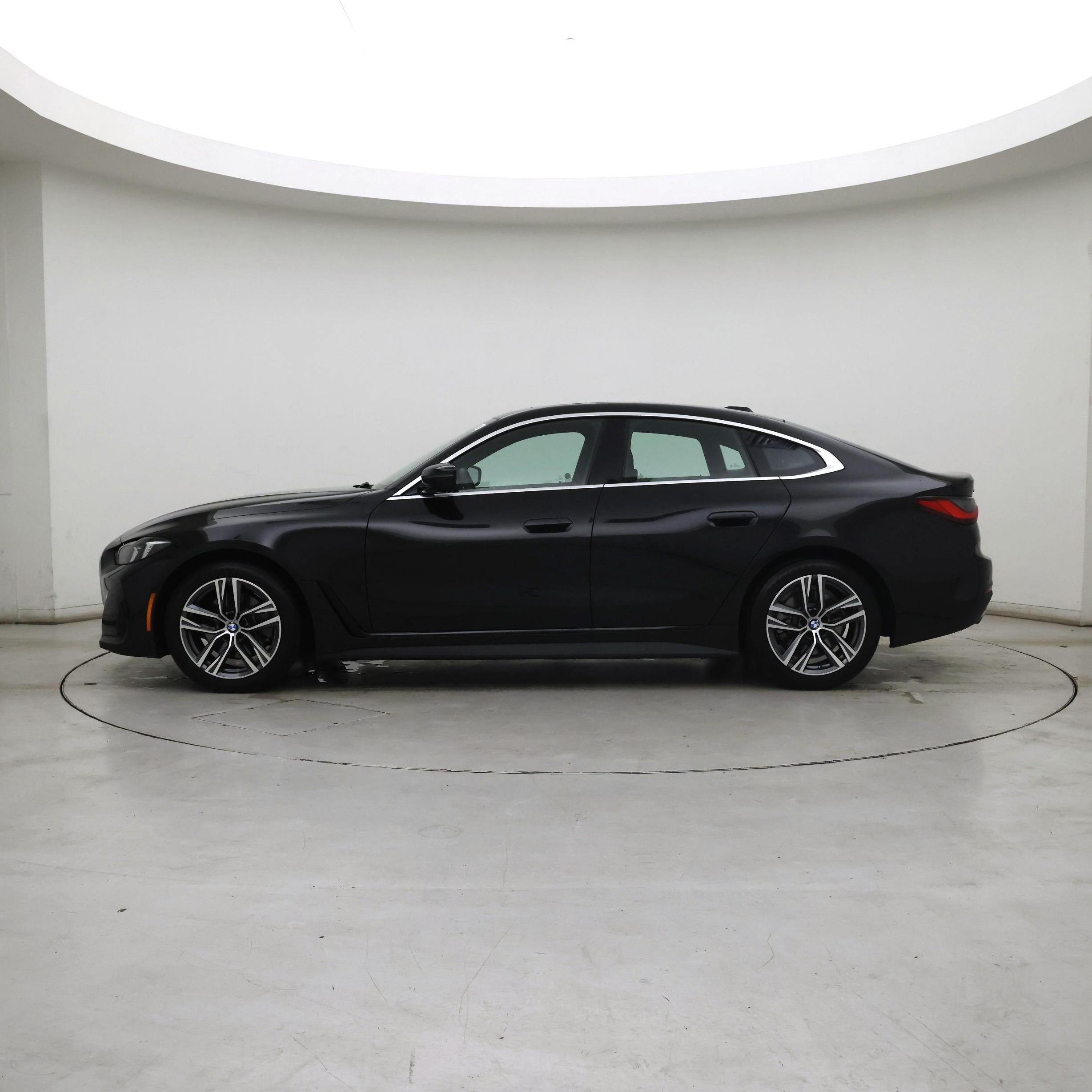 Thumbnail: 2025 BMW 4 Series - 3