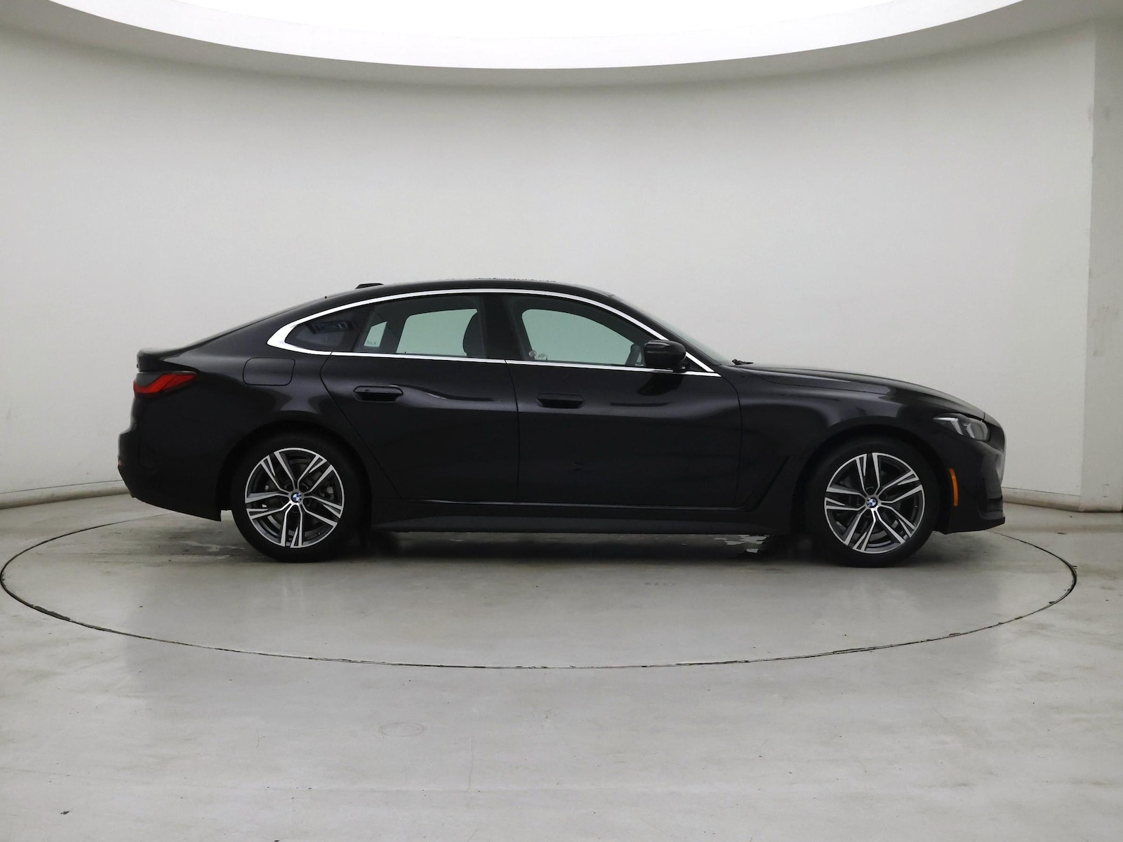 2025 BMW 4 Series 430i - Photo 8