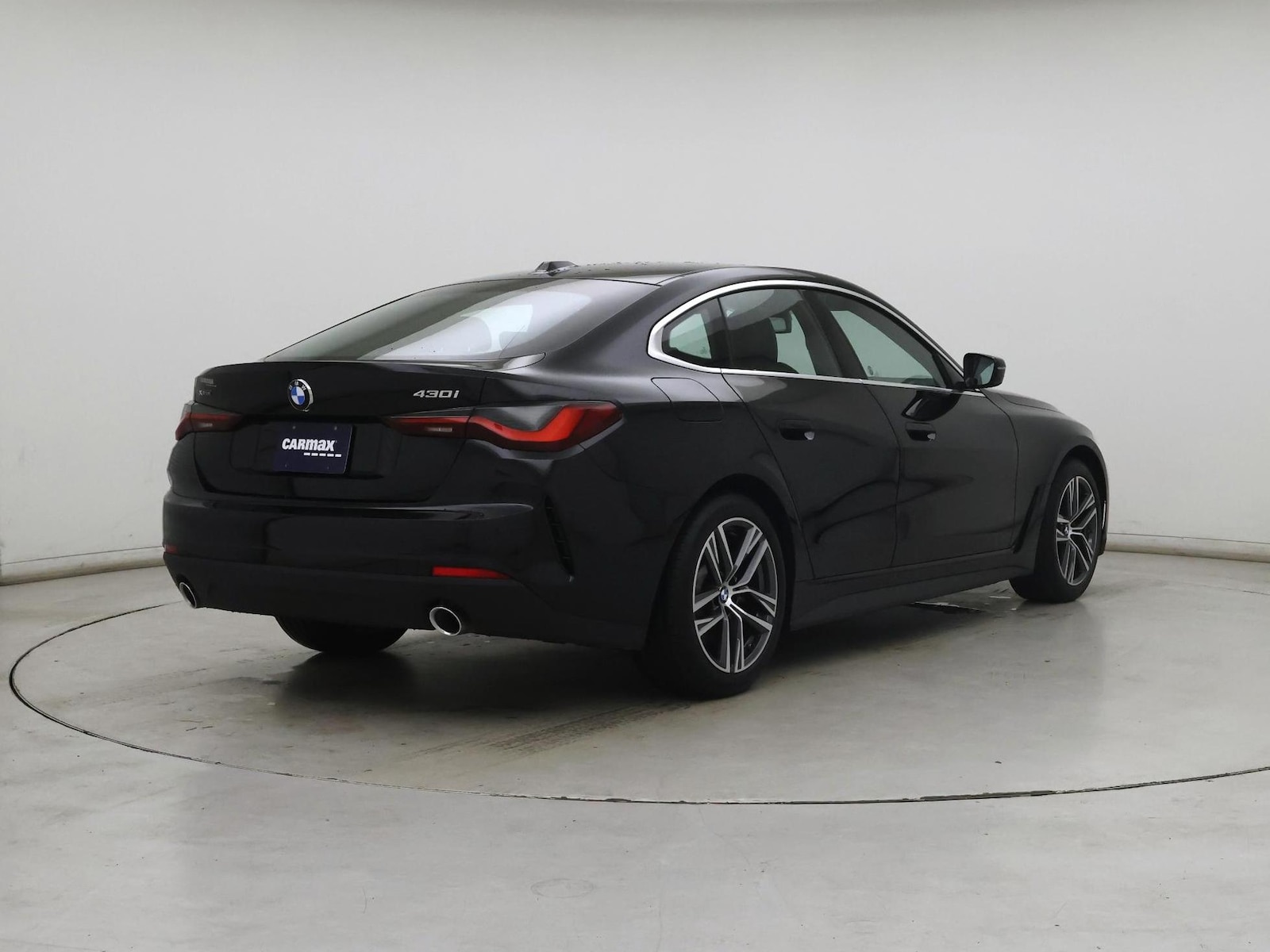 2025 BMW 4 Series 430i - Photo 9