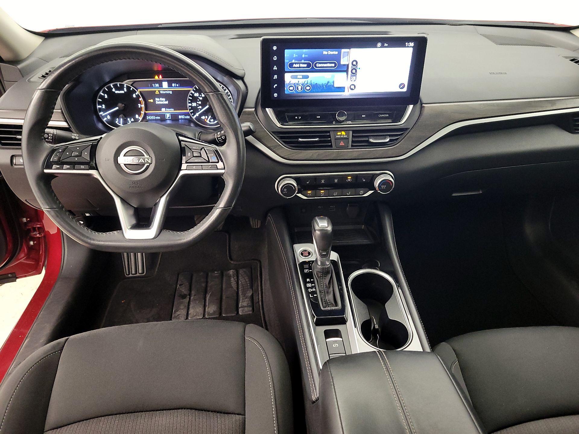 Thumbnail: 2023 Nissan Altima - 9
