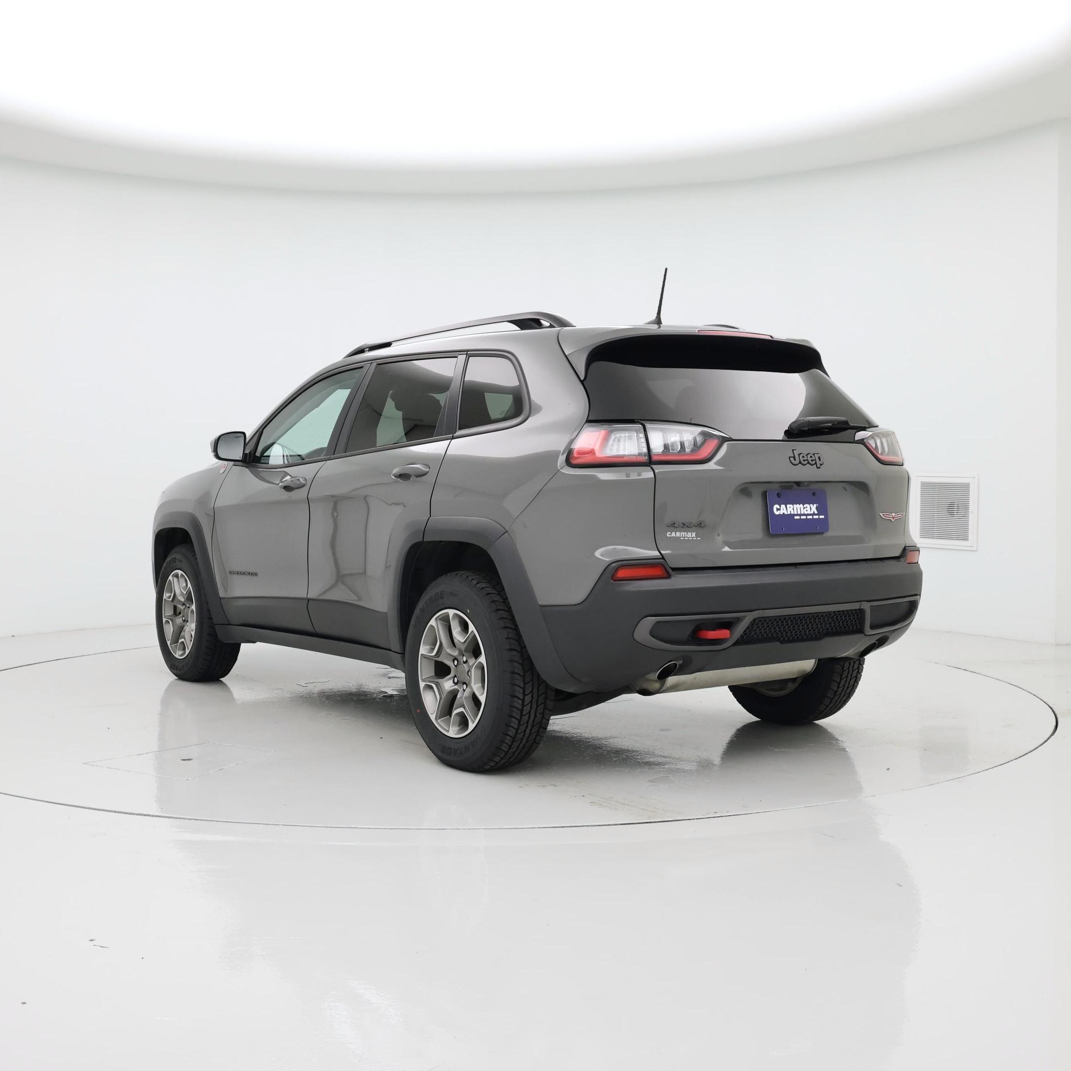Thumbnail: 2022 Jeep Cherokee - 2