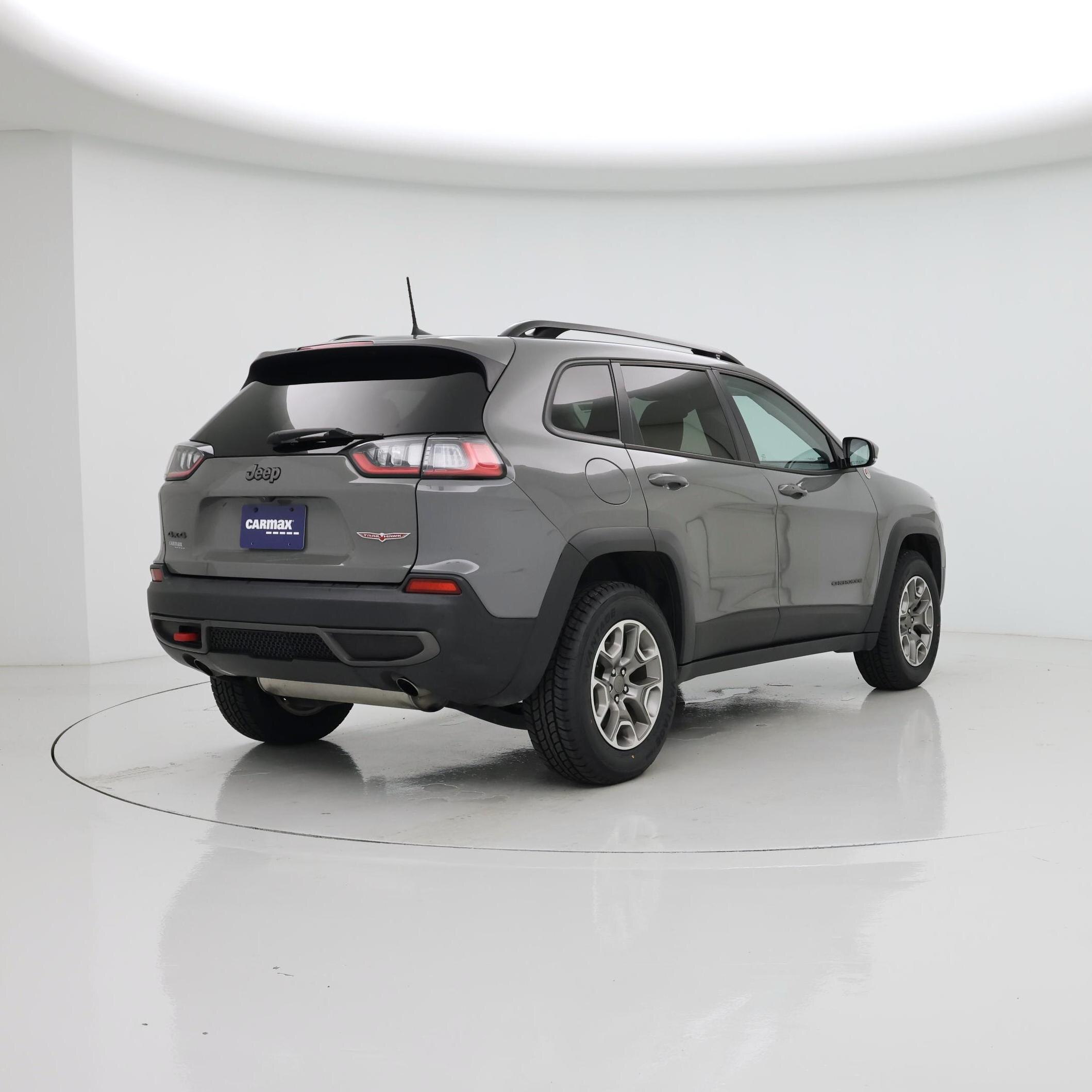 Thumbnail: 2022 Jeep Cherokee - 8