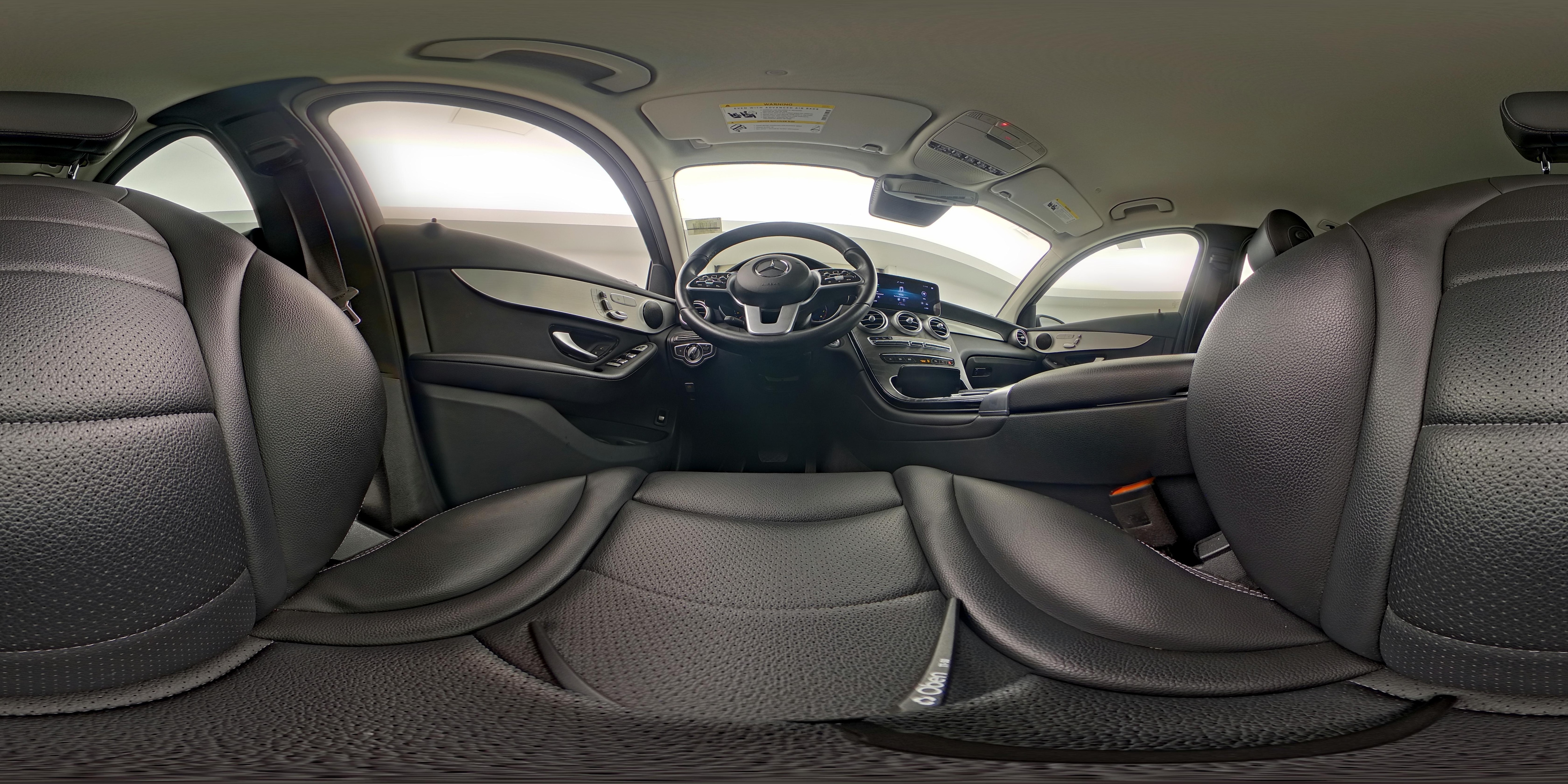 2022 Mercedes-Benz GLC GLC300 - Photo 26