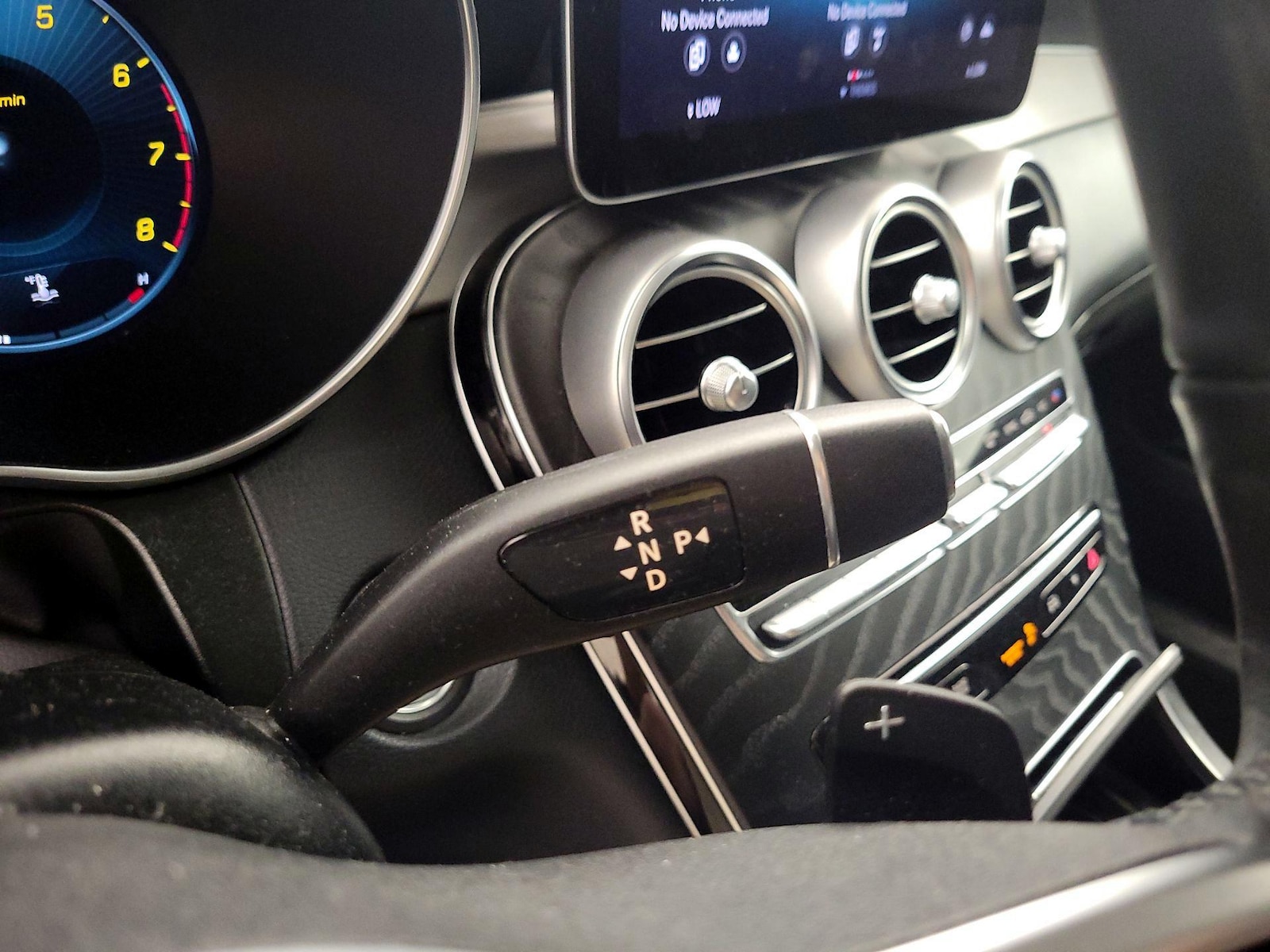 2022 Mercedes-Benz GLC GLC300 - Photo 18