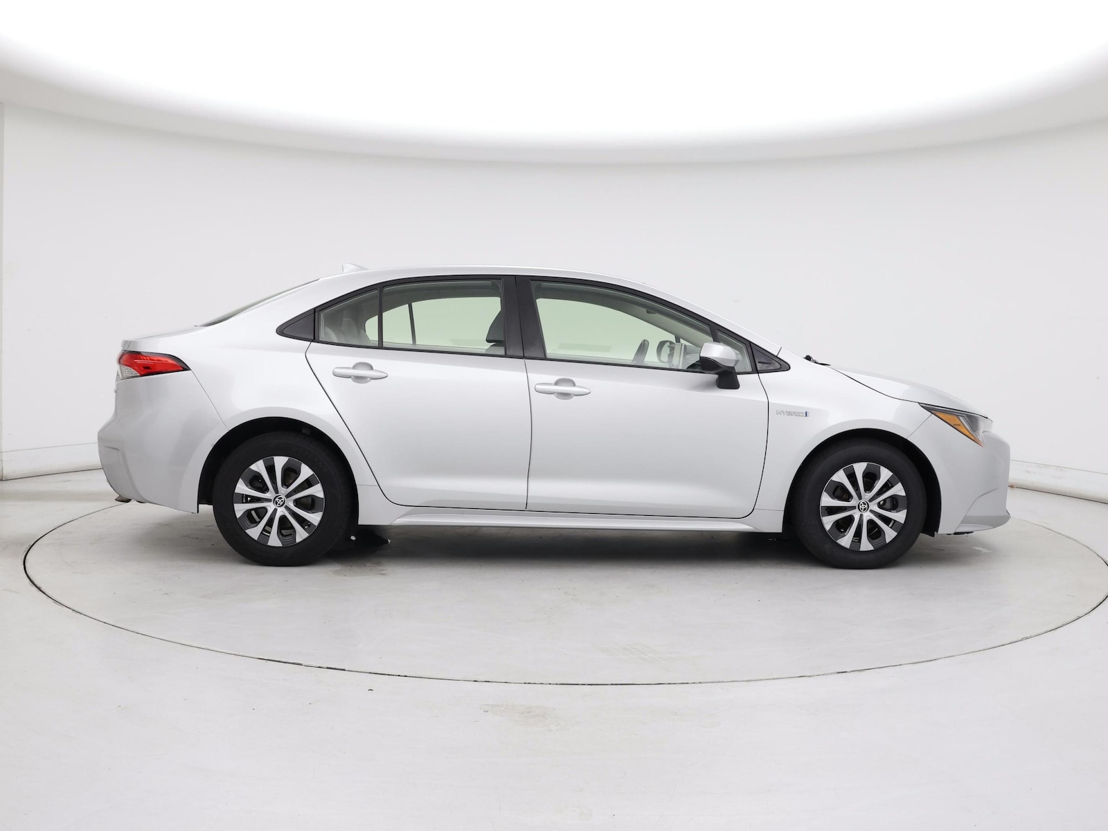 2021 Toyota Corolla LE - Photo 8
