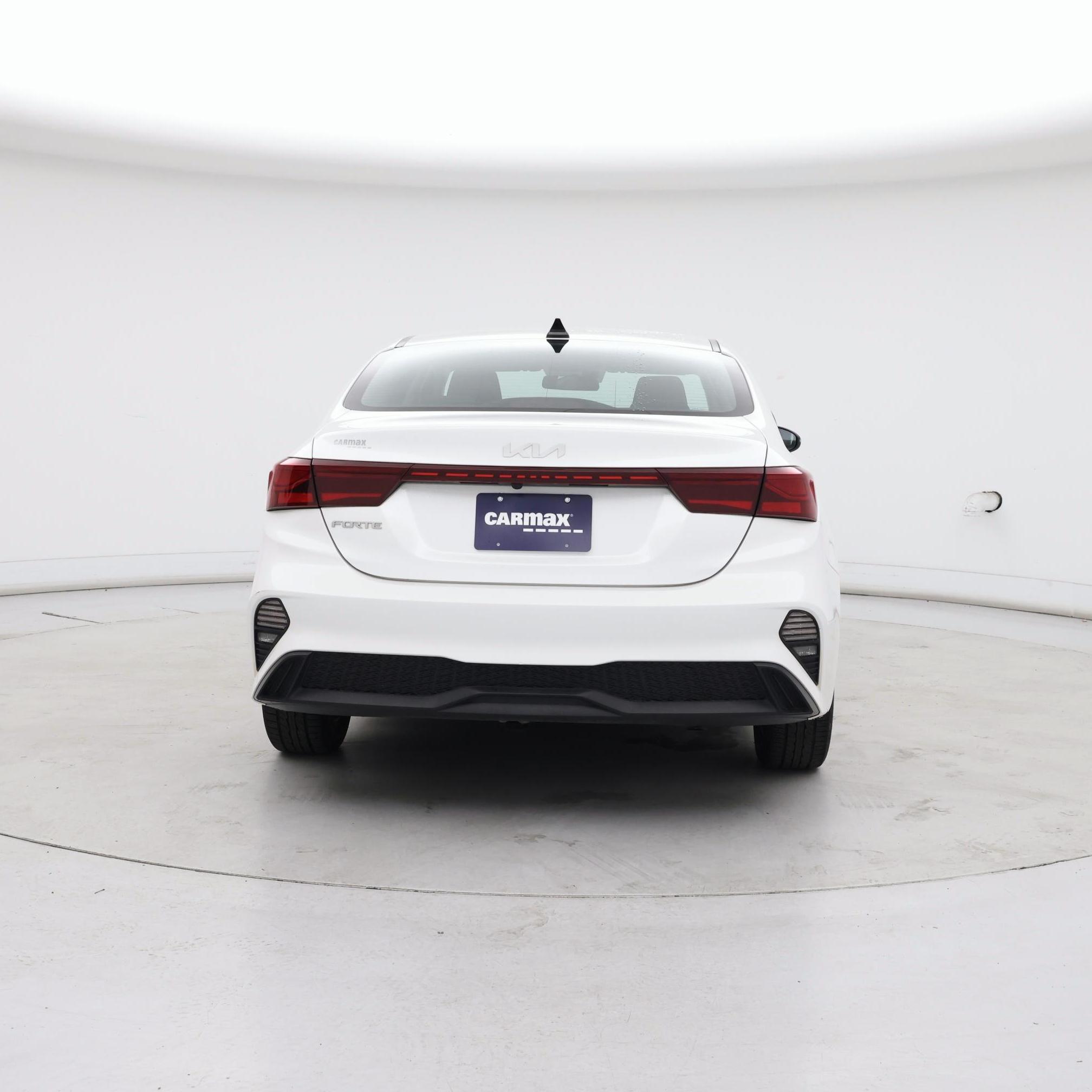 Thumbnail: 2022 Kia Forte - 6