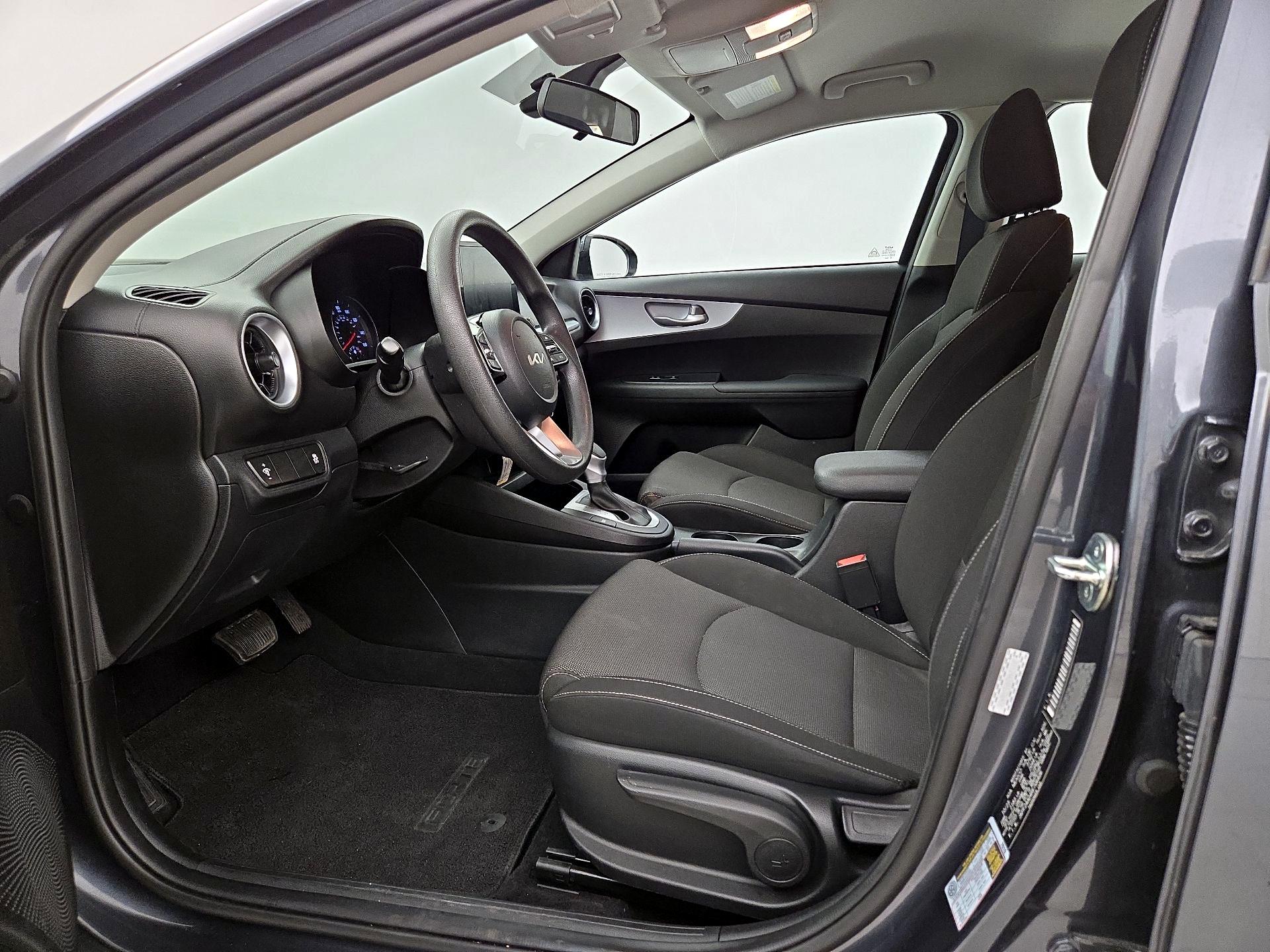 Thumbnail: 2024 Kia Forte - 11