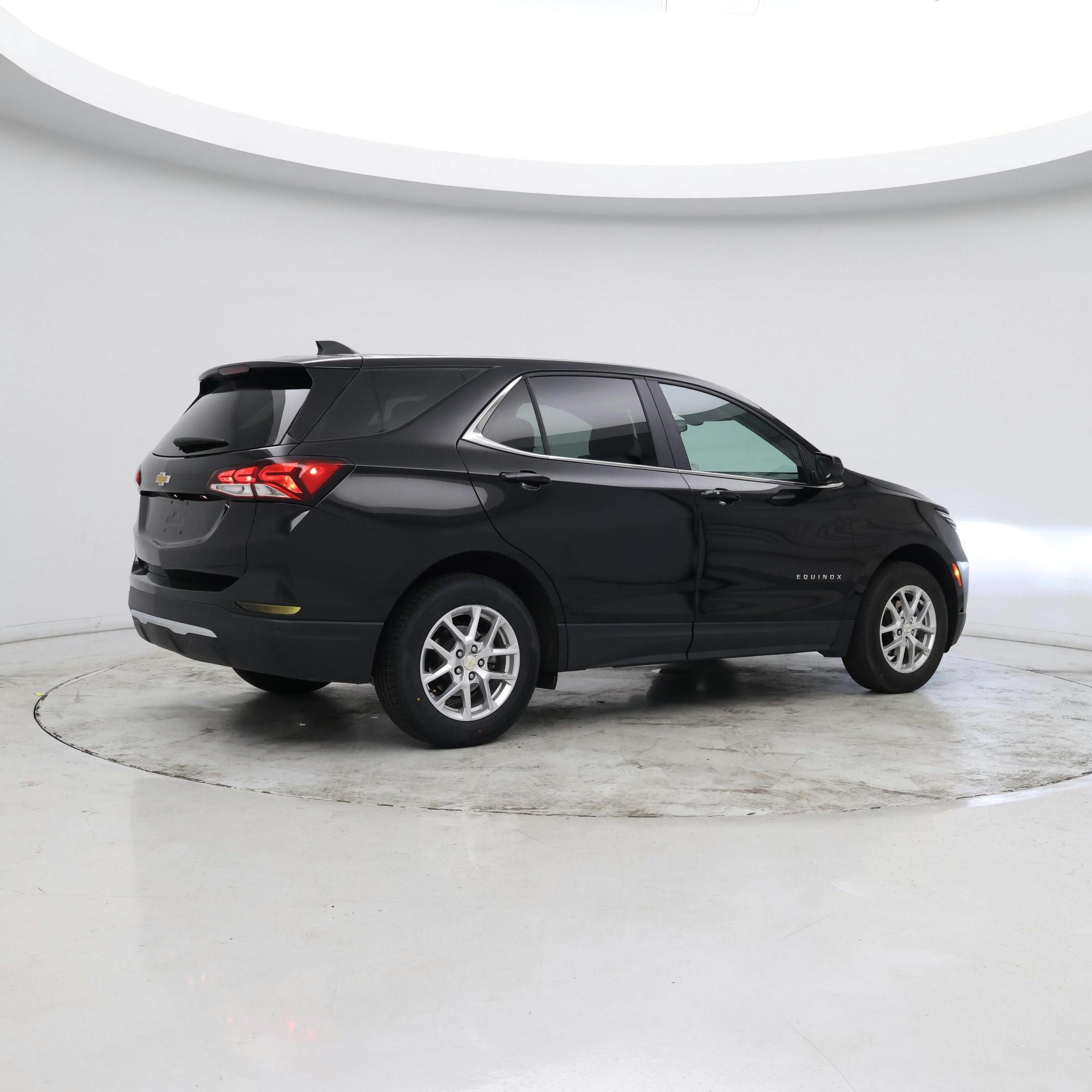 Thumbnail: 2023 Chevrolet Equinox - 7