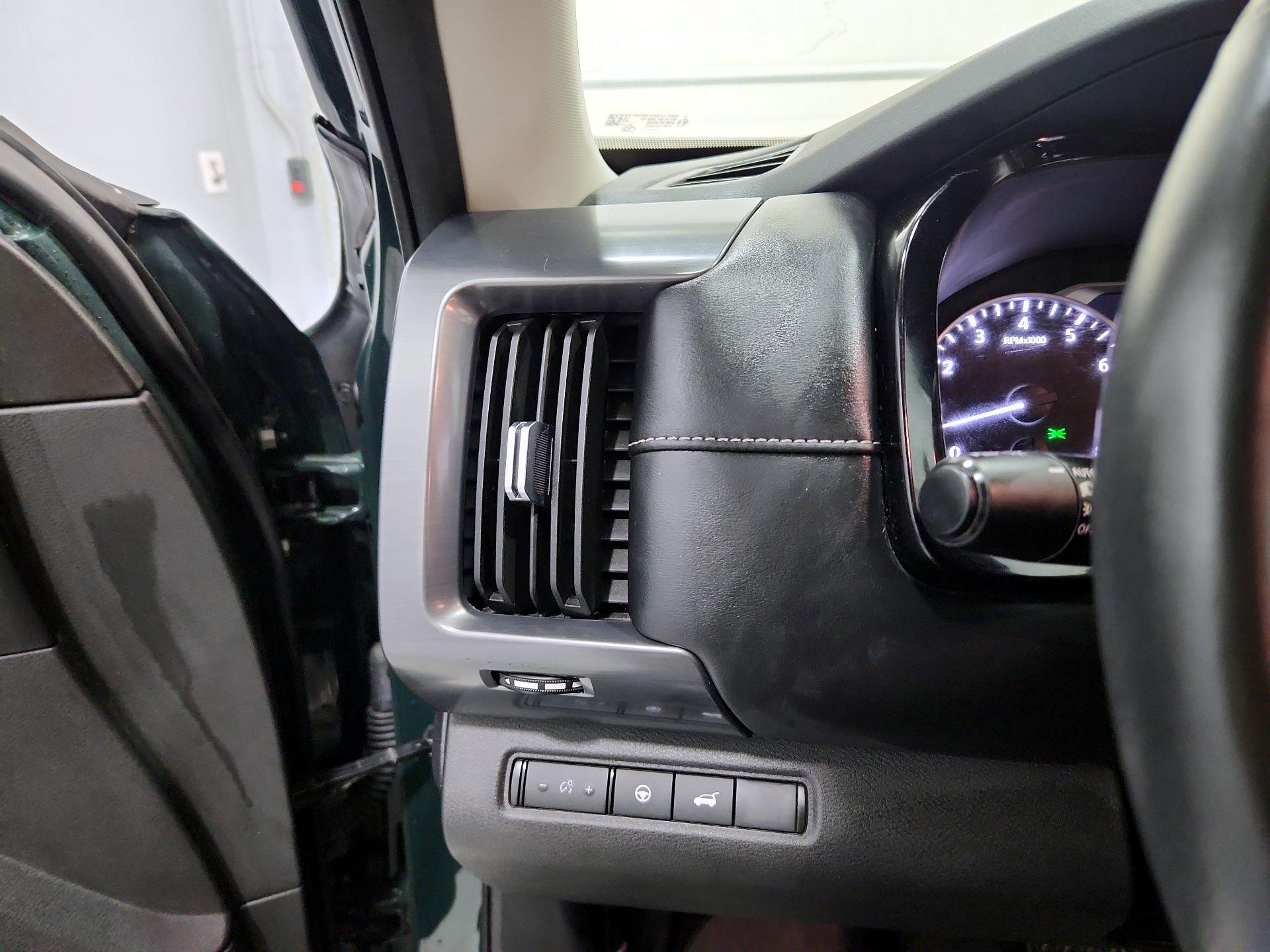 Thumbnail: 2023 Nissan Pathfinder - 13
