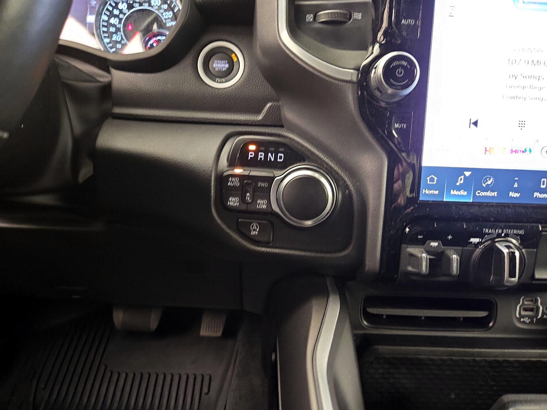 Thumbnail: 2023 RAM 1500 - 18
