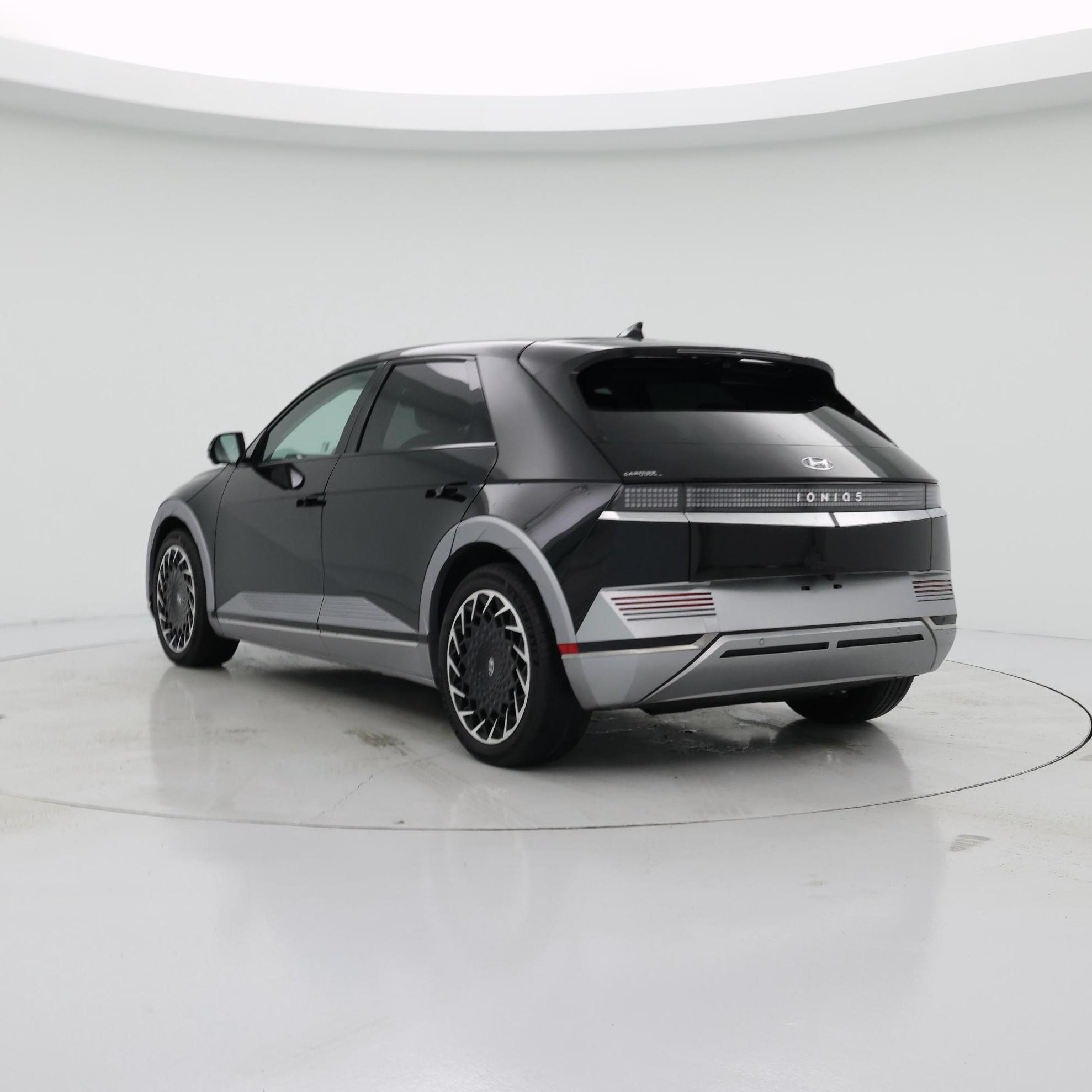 Thumbnail: 2024 Hyundai Ioniq 5 - 2