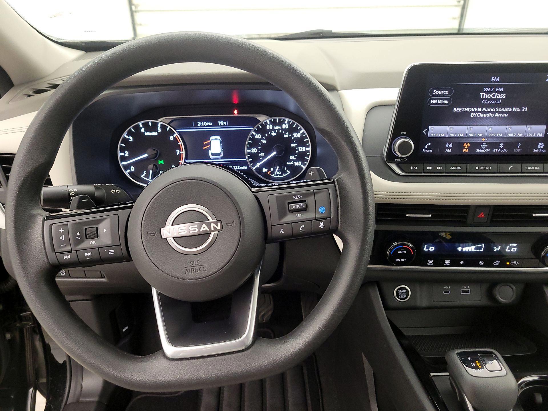 Thumbnail: 2023 Nissan Rogue - 10