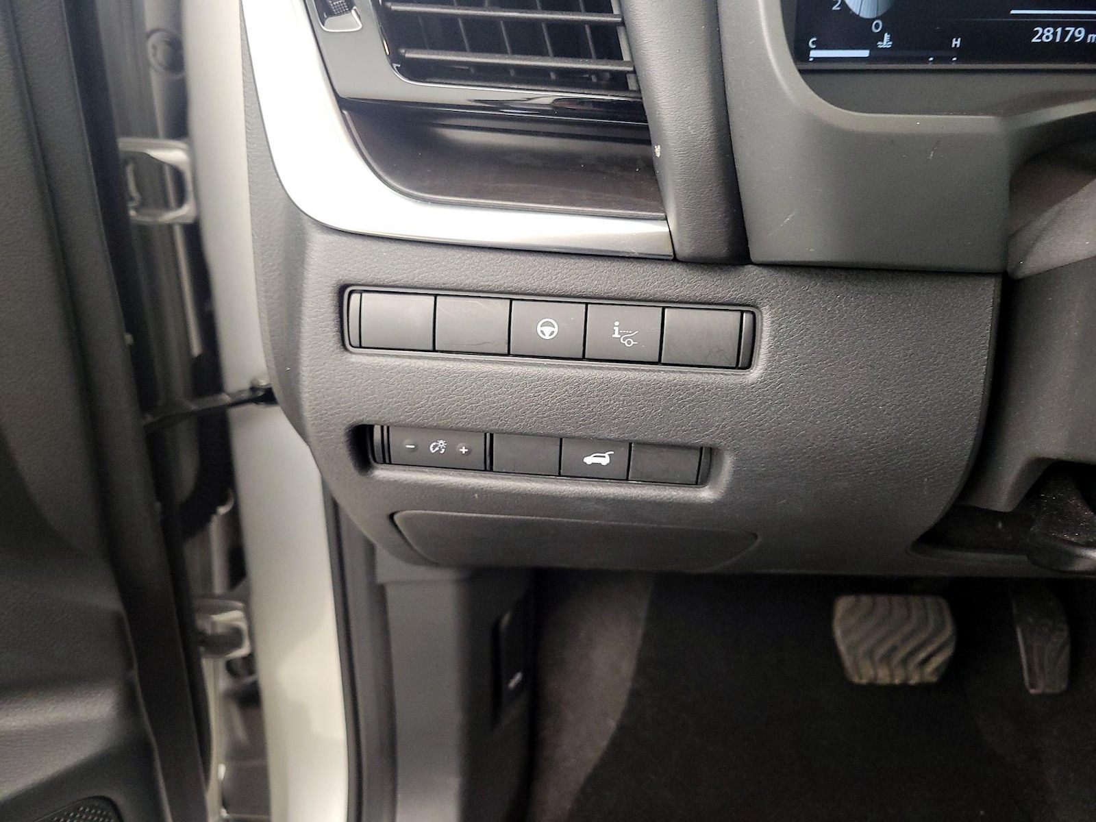 2023 Nissan Rogue Platinum - Photo 14