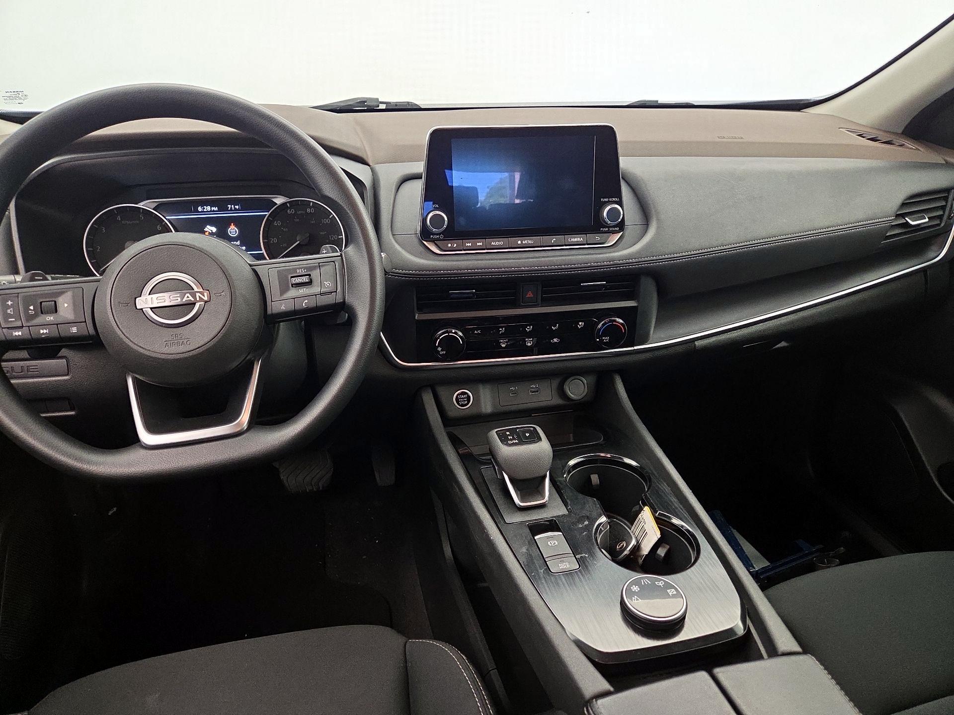 Thumbnail: 2023 Nissan Rogue - 9