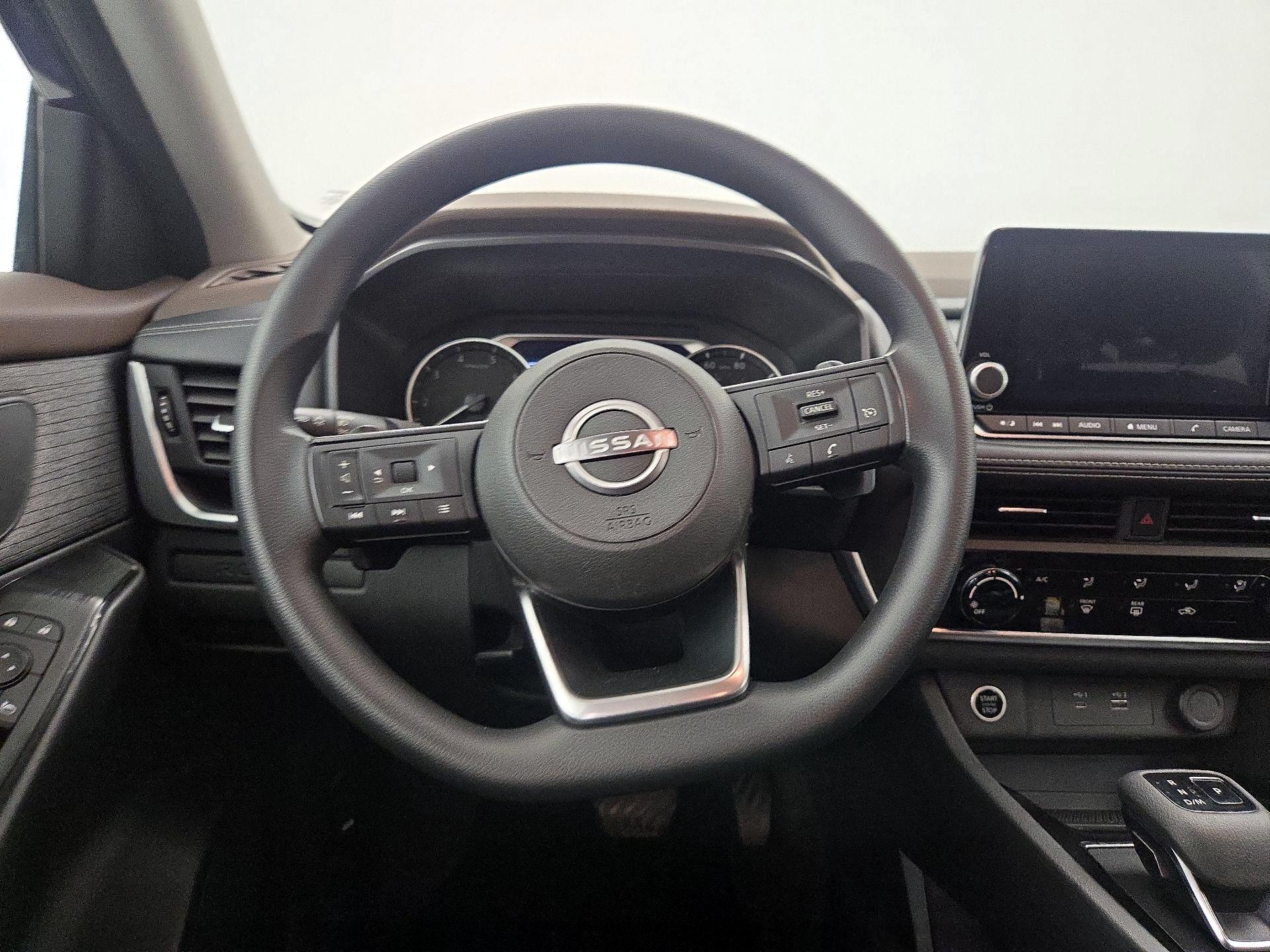 Thumbnail: 2023 Nissan Rogue - 10
