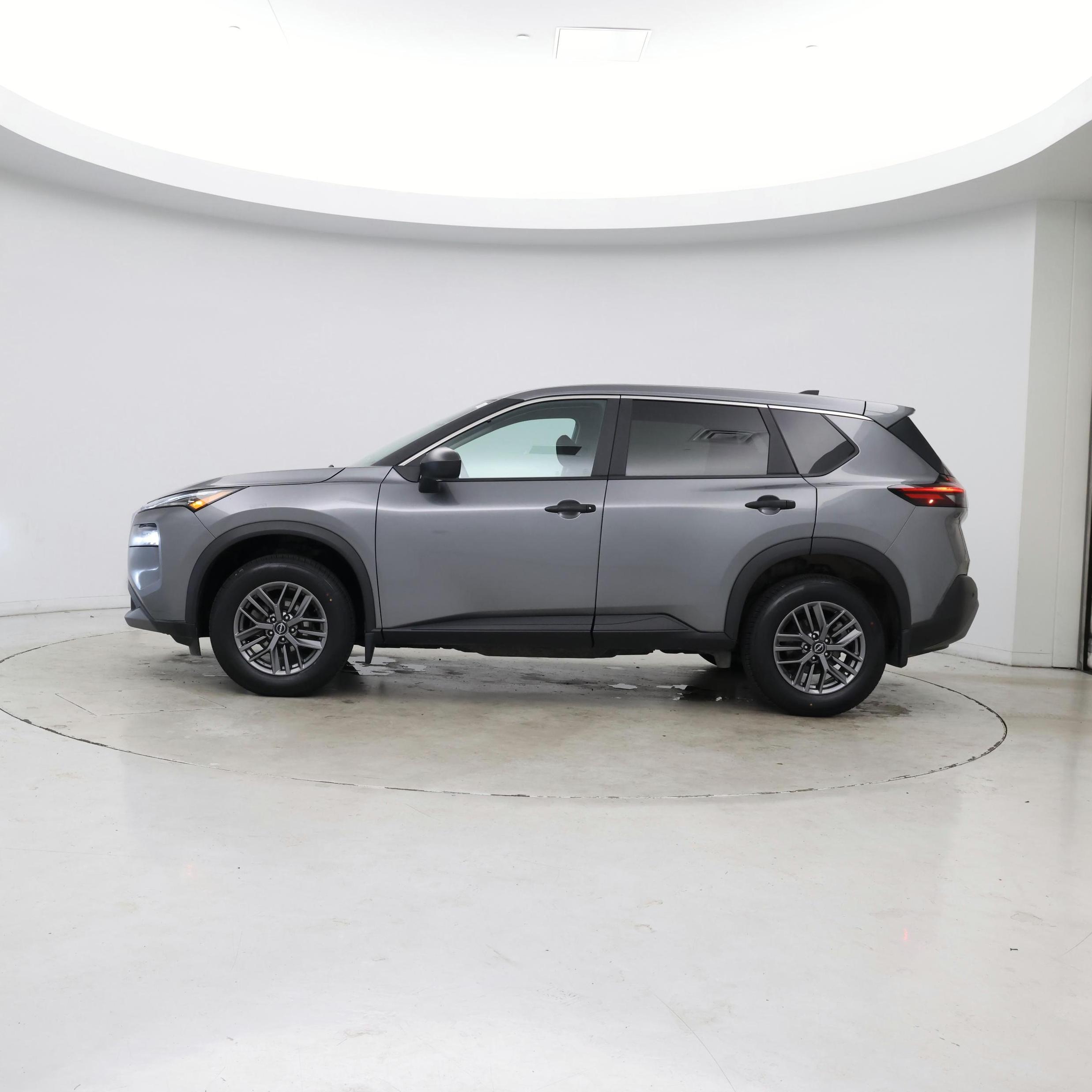 Thumbnail: 2023 Nissan Rogue - 3