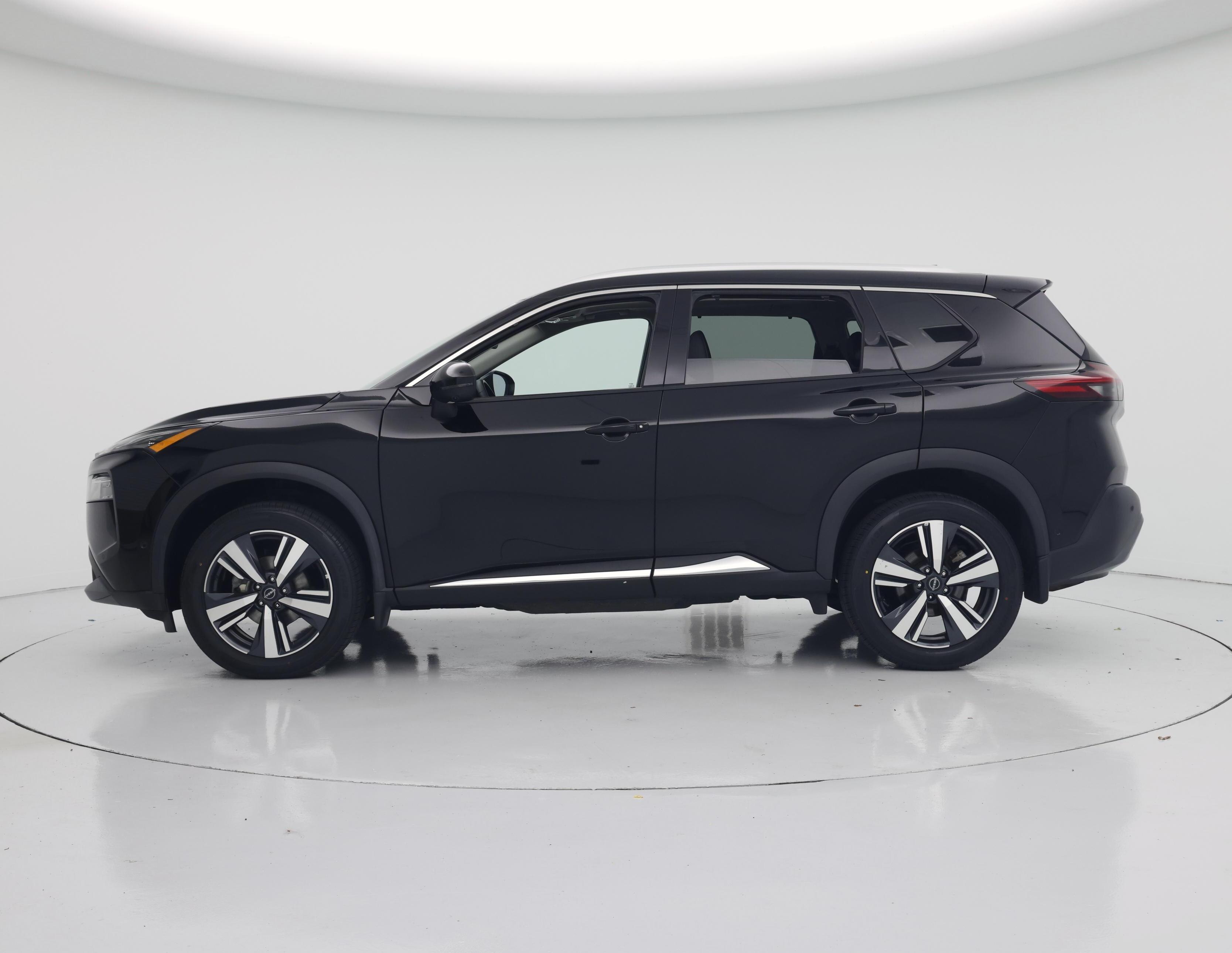 Thumbnail: 2023 Nissan Rogue - 3