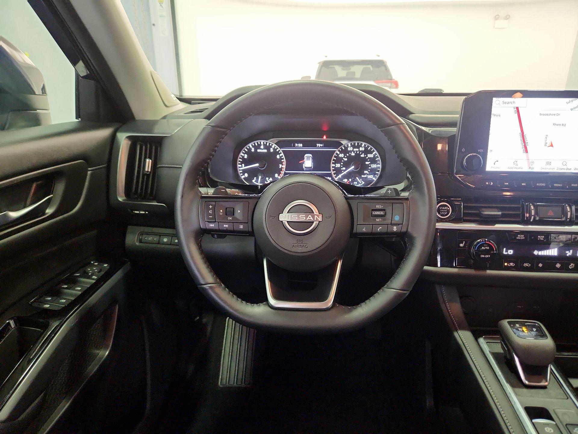Thumbnail: 2023 Nissan Pathfinder - 10