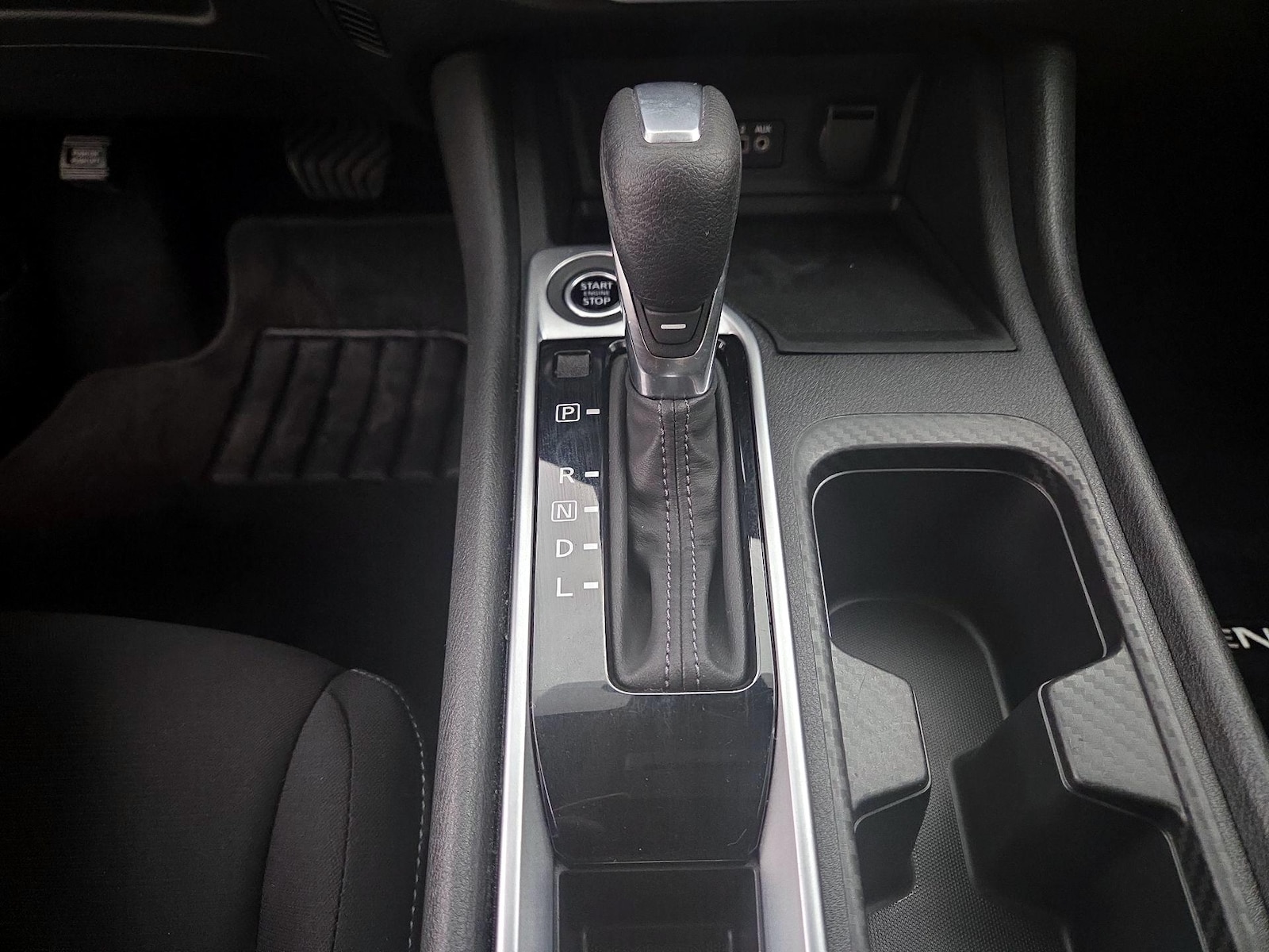 2024 Nissan Sentra SV - Photo 18